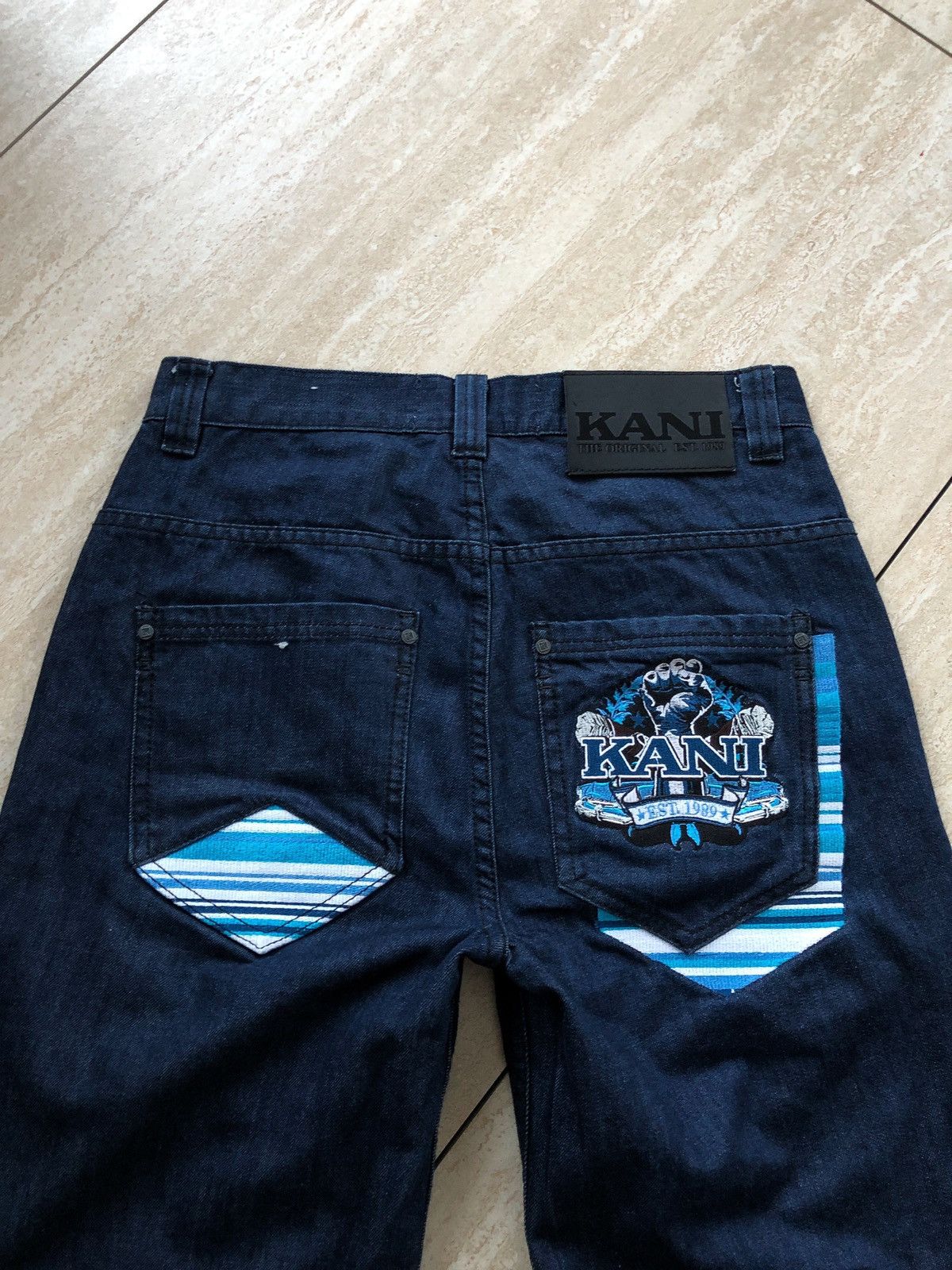 Karl Kani × Vintage Vintage Karl Kani Embroidered Pocket Shorts Size US 32 / EU 48 - 4 Thumbnail