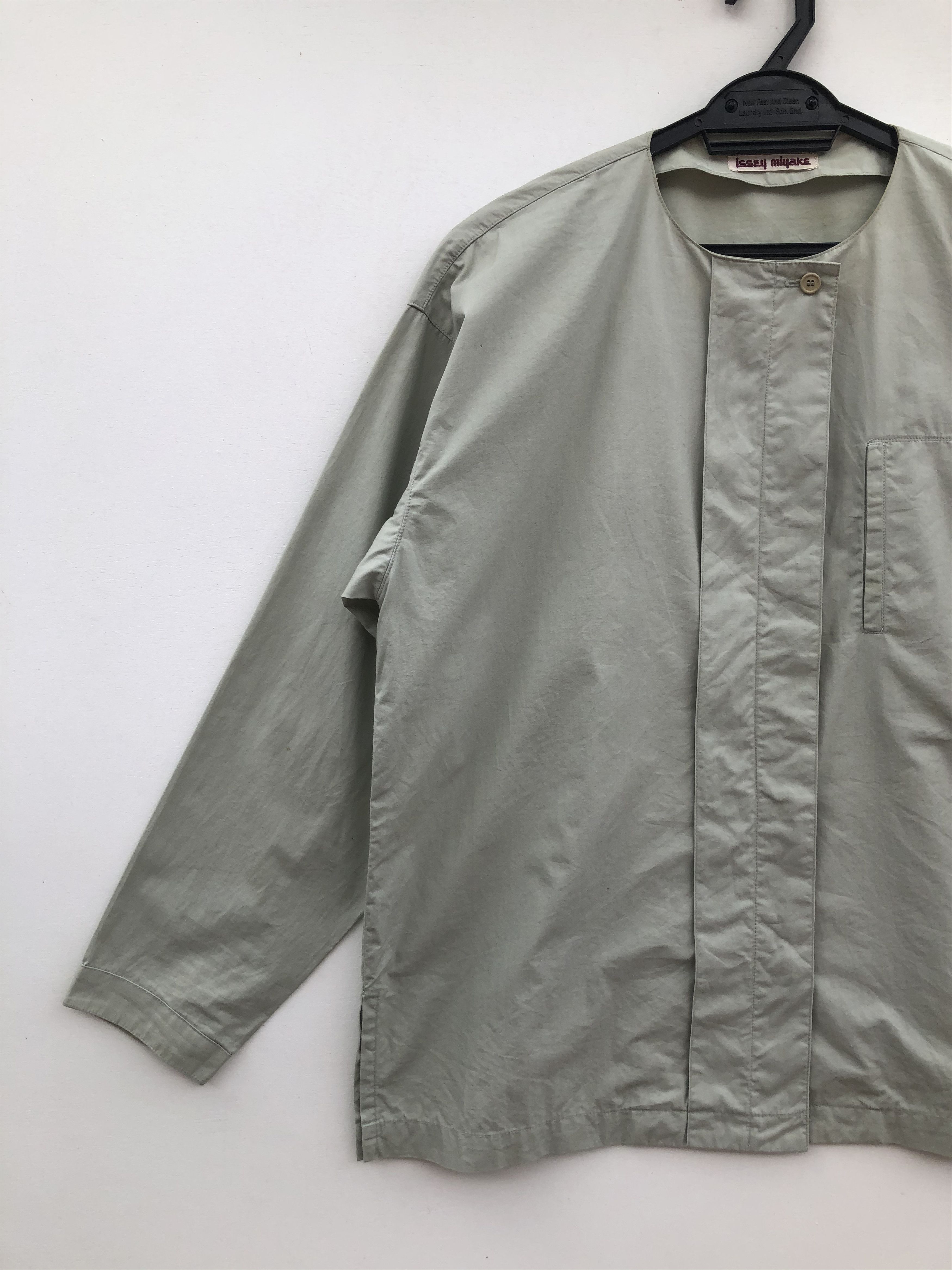 Issey Miyake RARE🔥S/S 1981 ISSEY MIYAKE MANDARIN COLLAR BUTTONS JACKET Size US M / EU 48-50 / 2 - 3 Thumbnail