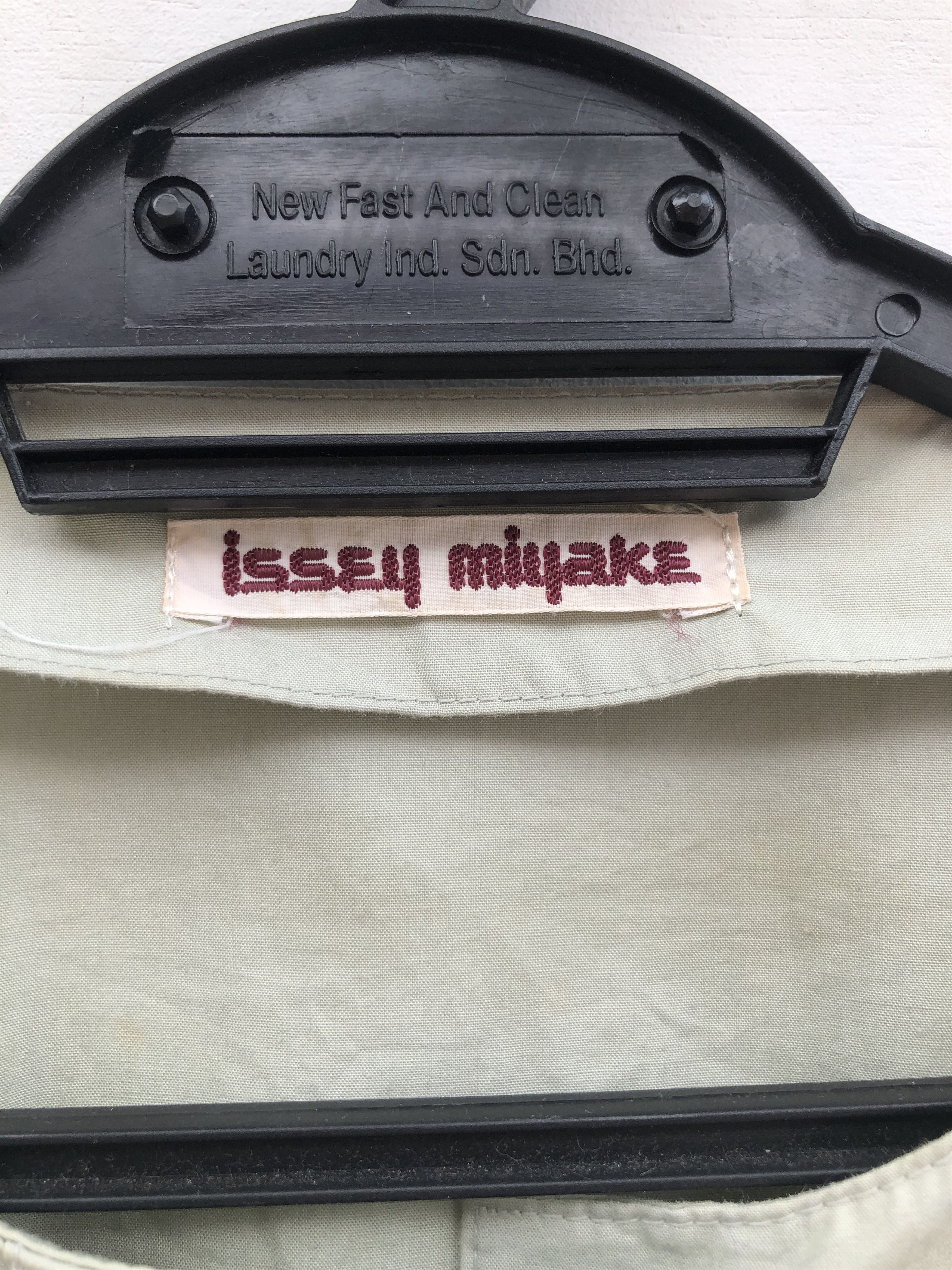 Issey Miyake RARE🔥S/S 1981 ISSEY MIYAKE MANDARIN COLLAR BUTTONS JACKET Size US M / EU 48-50 / 2 - 6 Thumbnail