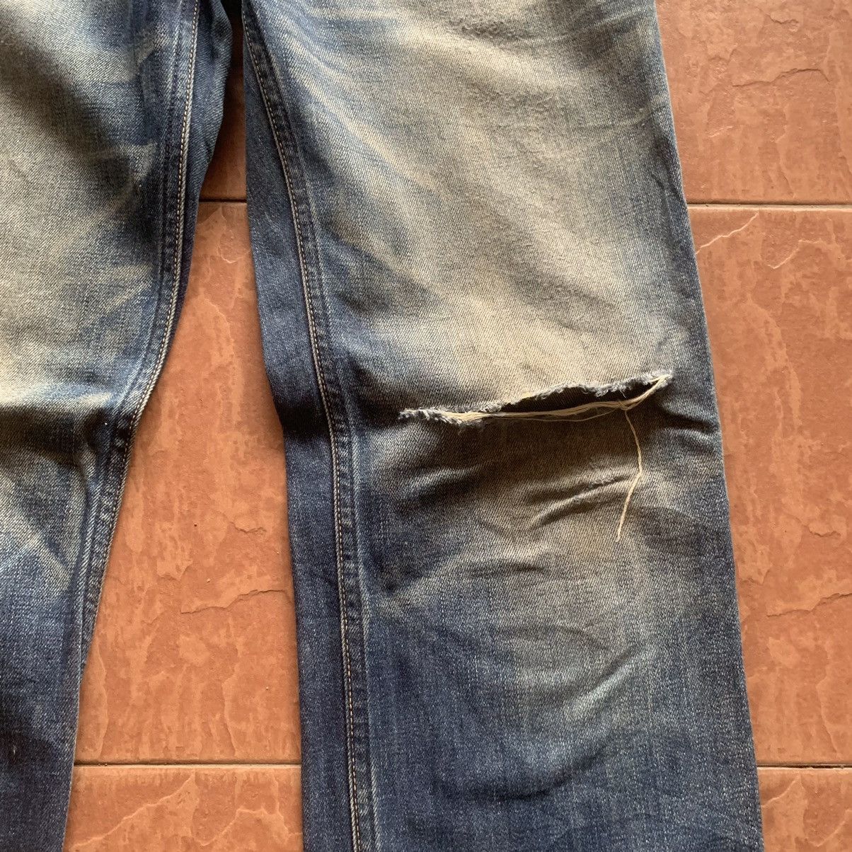Levi's × Levi's Vintage Clothing LEVI’S 502 JEANS RIPPED 33x33 LEVIS DENIM TROUSERS PANTS Size US 33 - 4 Thumbnail