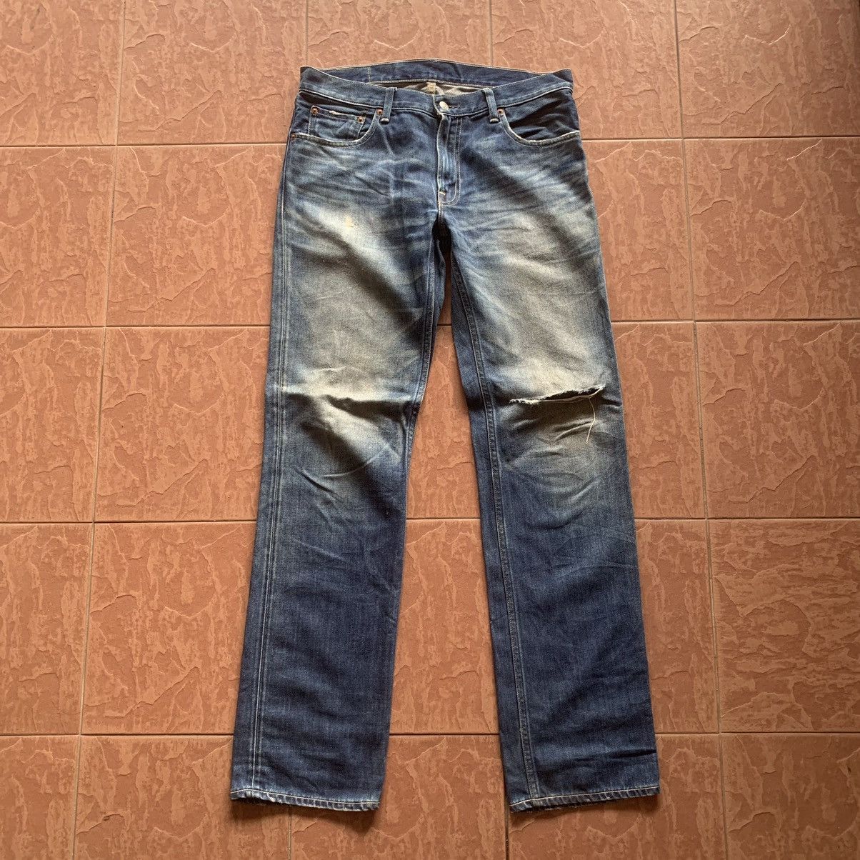Levi's × Levi's Vintage Clothing LEVI’S 502 JEANS RIPPED 33x33 LEVIS DENIM TROUSERS PANTS Size US 33 - 1 Thumbnail