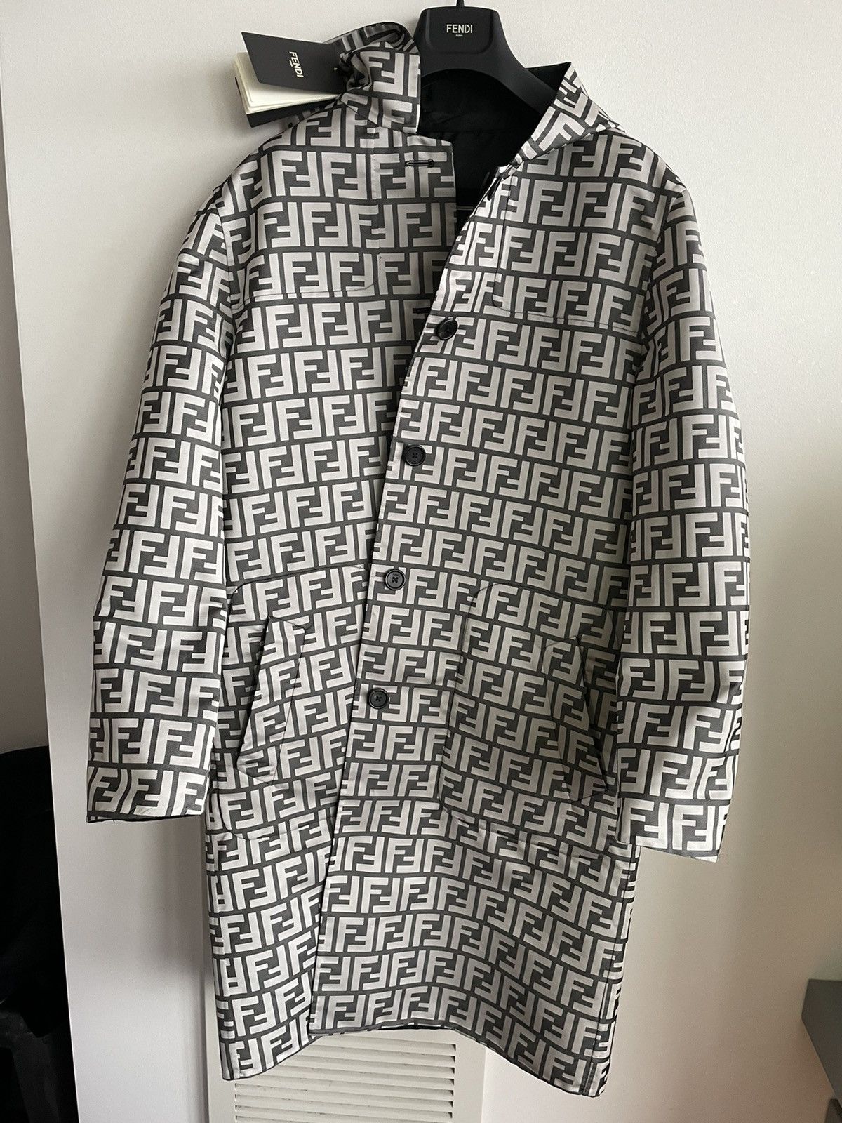 image of Fendi $4K Value Brandnew Super Runway Ff Logo Reversible Coat in Grey, Men's (Size 2XL)