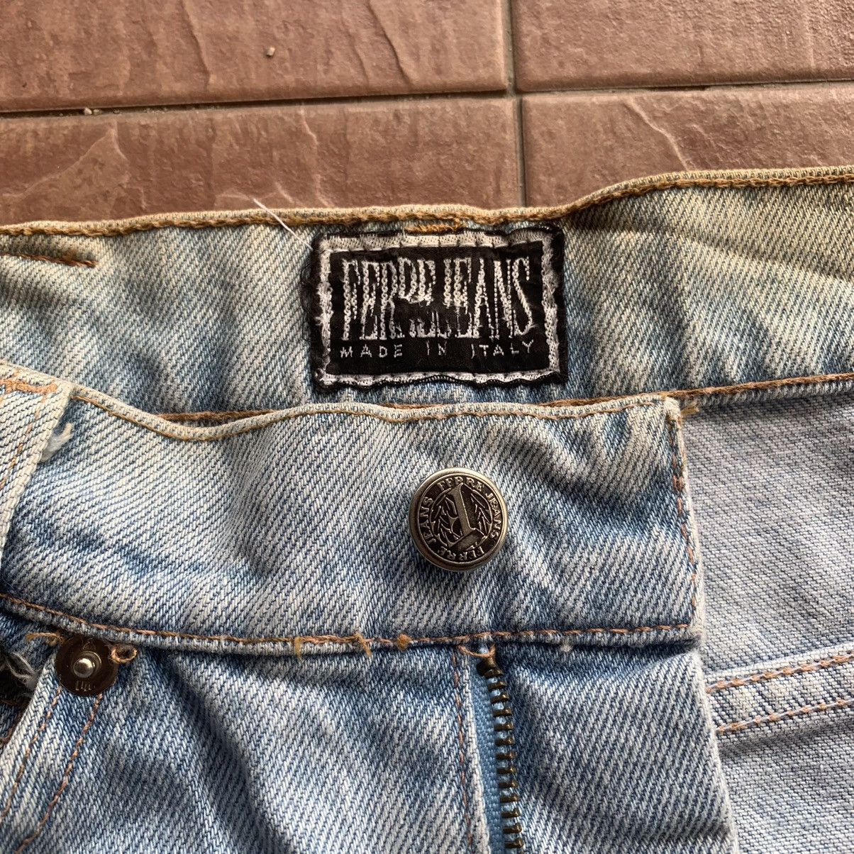 Ferre FERRE JEANS 29x33 LIGHT WASH DENIM TROUSERS PANTS MADE ITALY Size US 29 - 6 Thumbnail