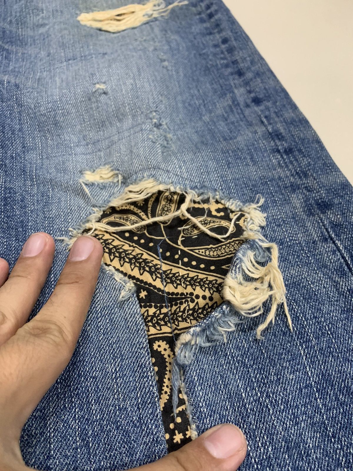 Futura × Vintage VINTAGE FUTURA LABORATORIES SASHIKO BORO JEANS Size US 32 / EU 48 - 13 Thumbnail