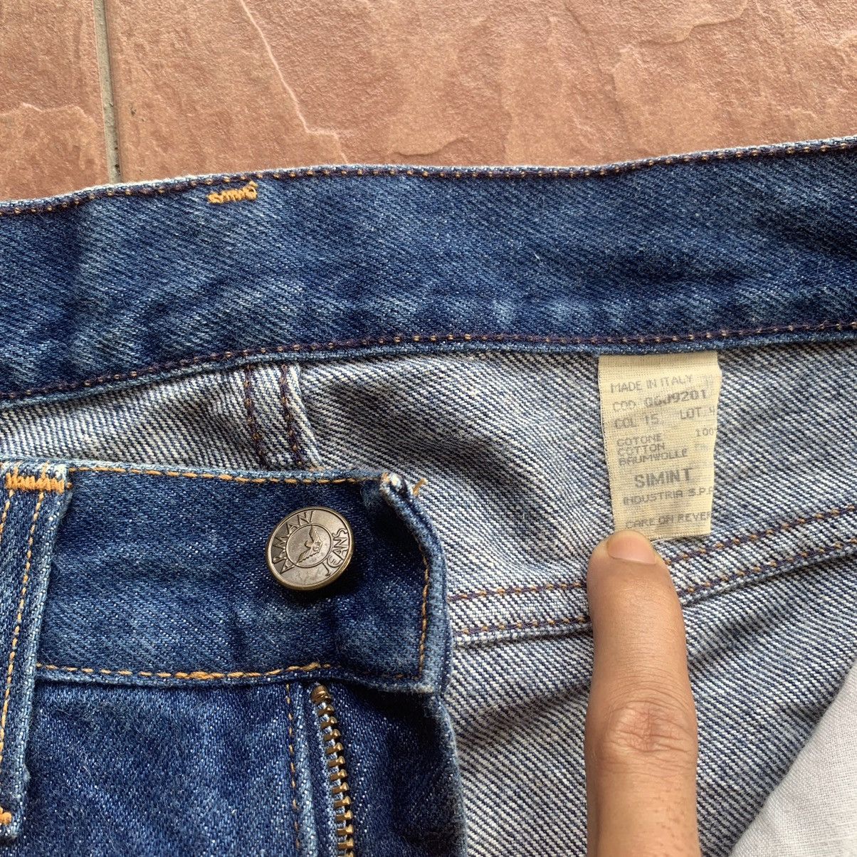 Armani VINTAGE ARMANI JEANS DENIM TROUSERS MADE IN ITALY PANTS Size US 28 / EU 44 - 6 Thumbnail