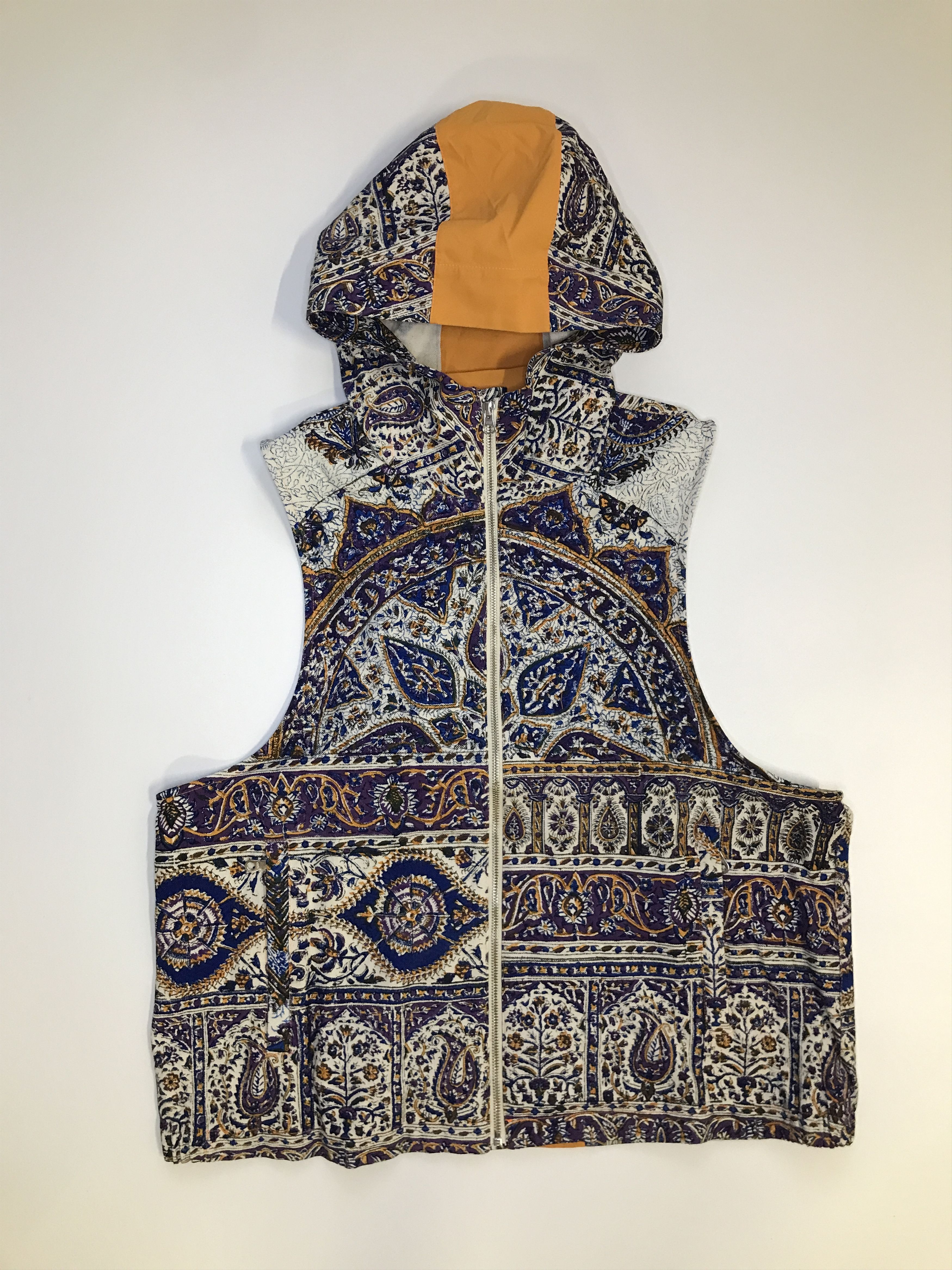 Paria Farzaneh Paria Farzaneh Paisley Vest SS20 (0627) Size US XL / EU 56 / 4 - 9 Thumbnail