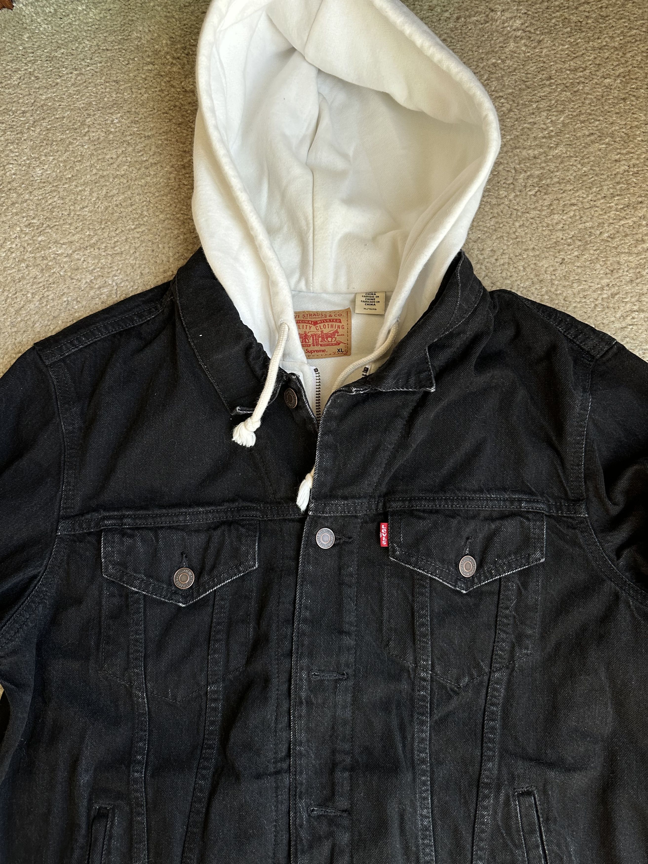 Supreme x Levi's Hooded Jacket Black White