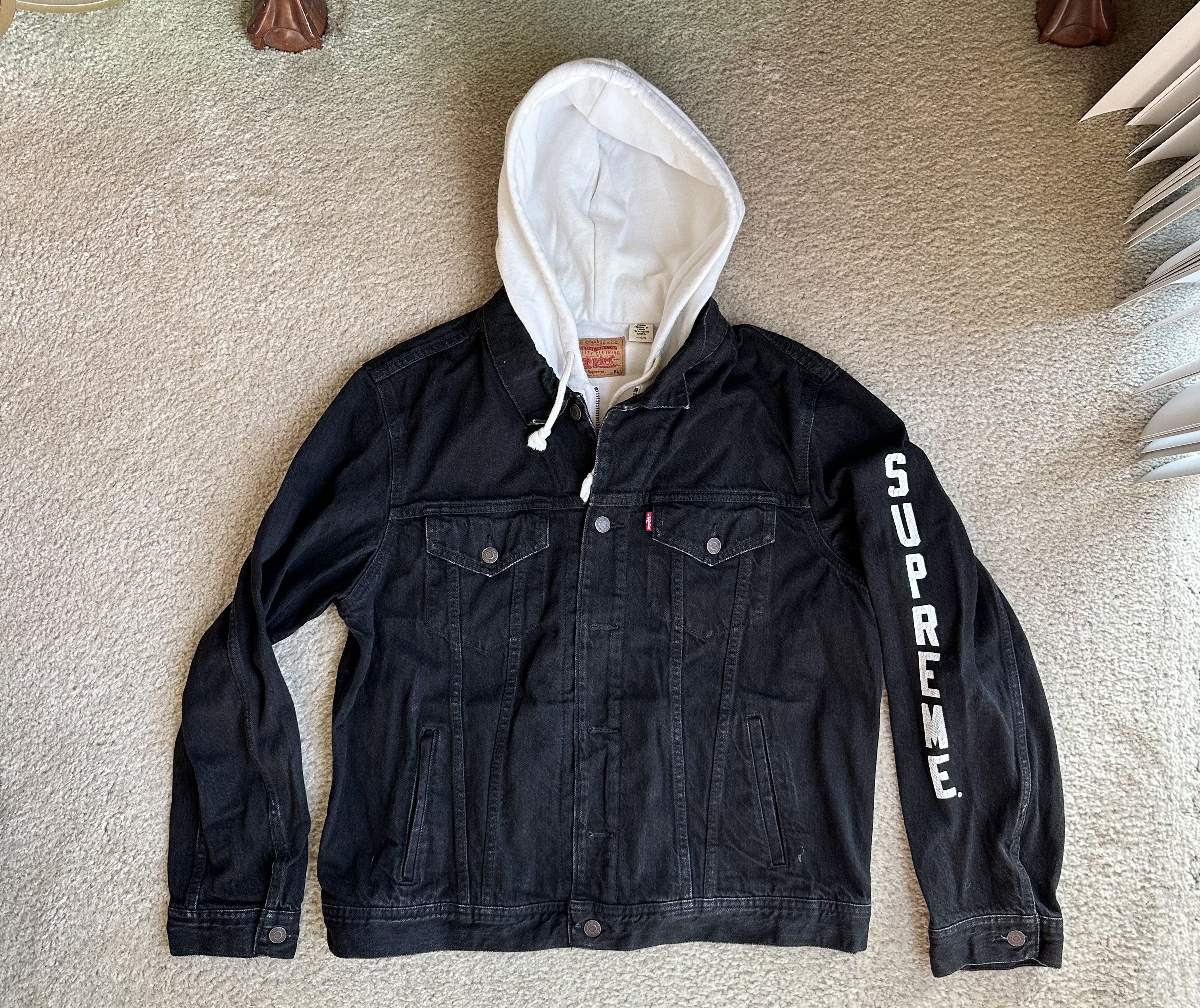 Supreme Supreme x Levi's Hooded Jacket Black White | Grailed