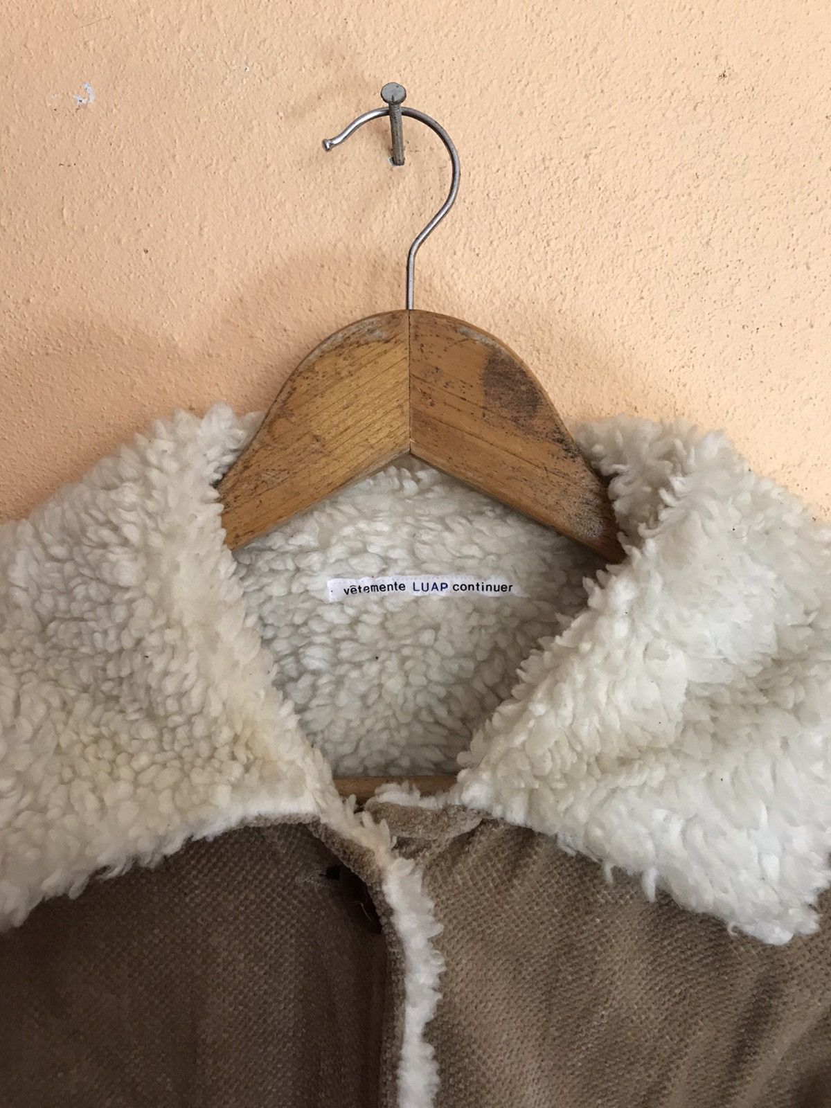 Designer × Japanese Brand × Vintage RARE VETEMENTELUAP CONTINUE LIKE SHERPA JACKET FOR WOMEN Size M / US 6-8 / IT 42-44 - 4 Thumbnail