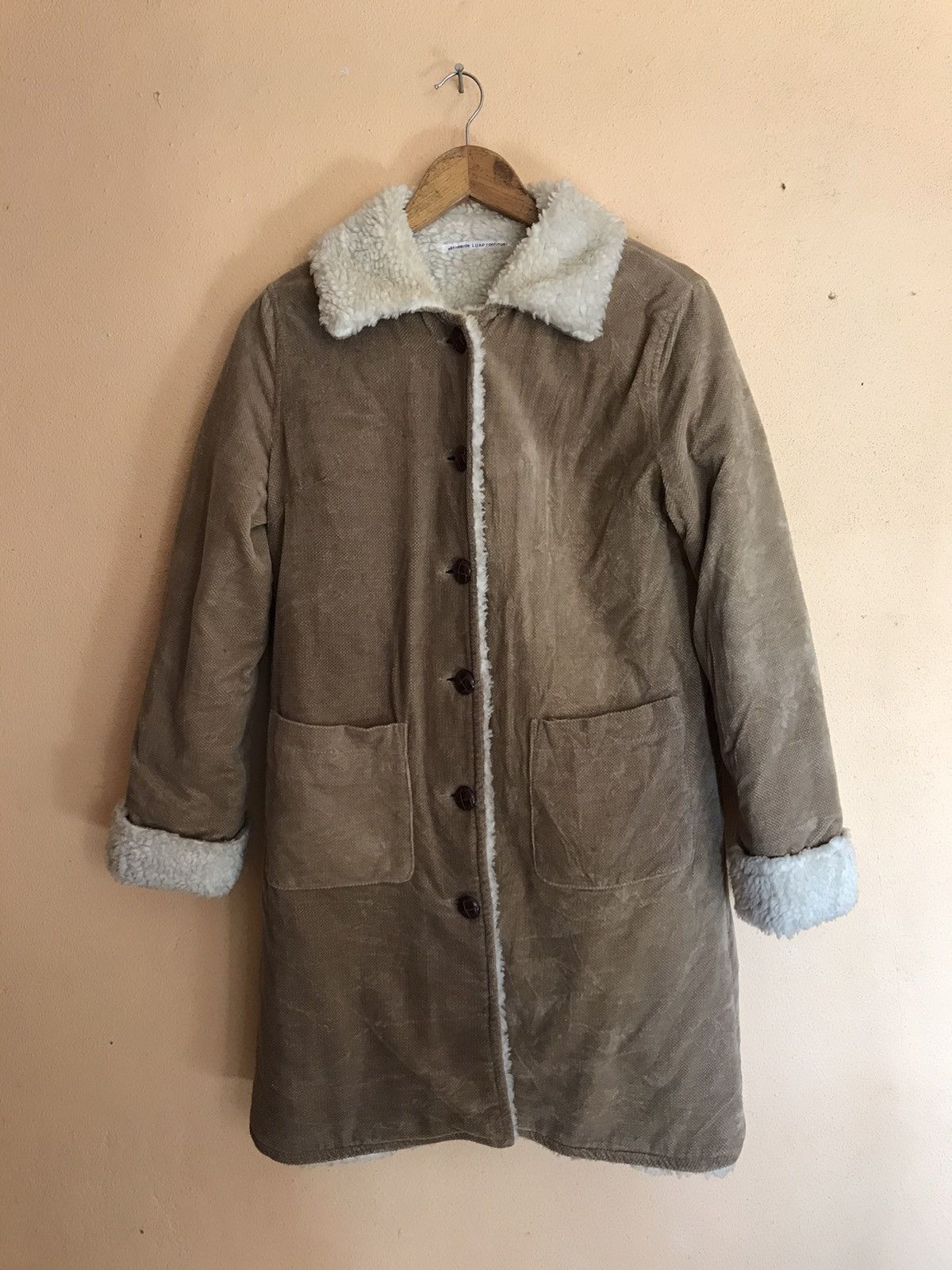 Designer × Japanese Brand × Vintage RARE VETEMENTELUAP CONTINUE LIKE SHERPA JACKET FOR WOMEN Size M / US 6-8 / IT 42-44 - 1 Thumbnail
