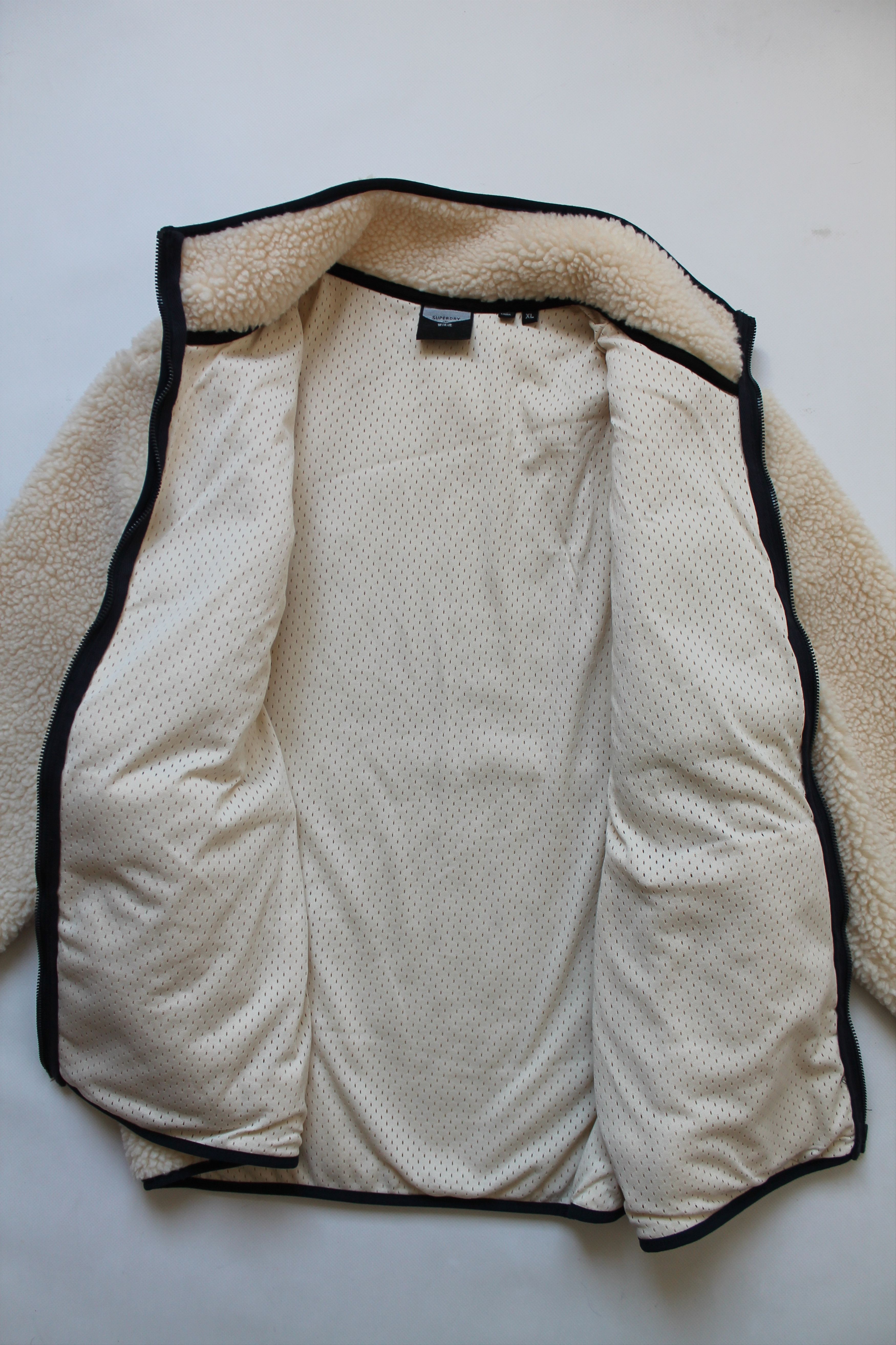 Superdry SUPERDRY NYC Sherpa Jacket Deep Fleece Ivory Size US XL / EU 56 / 4 - 11 Thumbnail