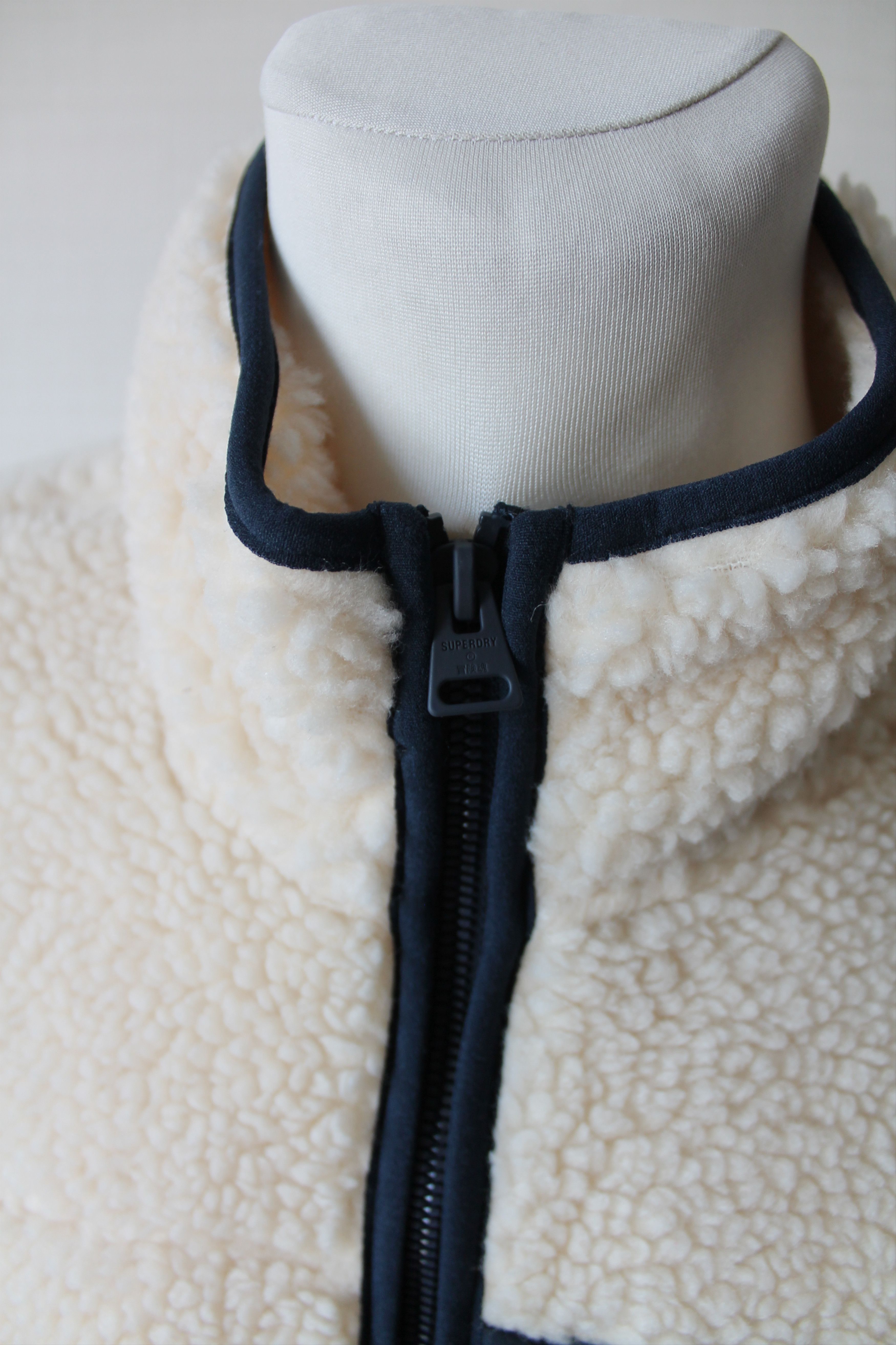 Superdry SUPERDRY NYC Sherpa Jacket Deep Fleece Ivory Size US XL / EU 56 / 4 - 7 Thumbnail