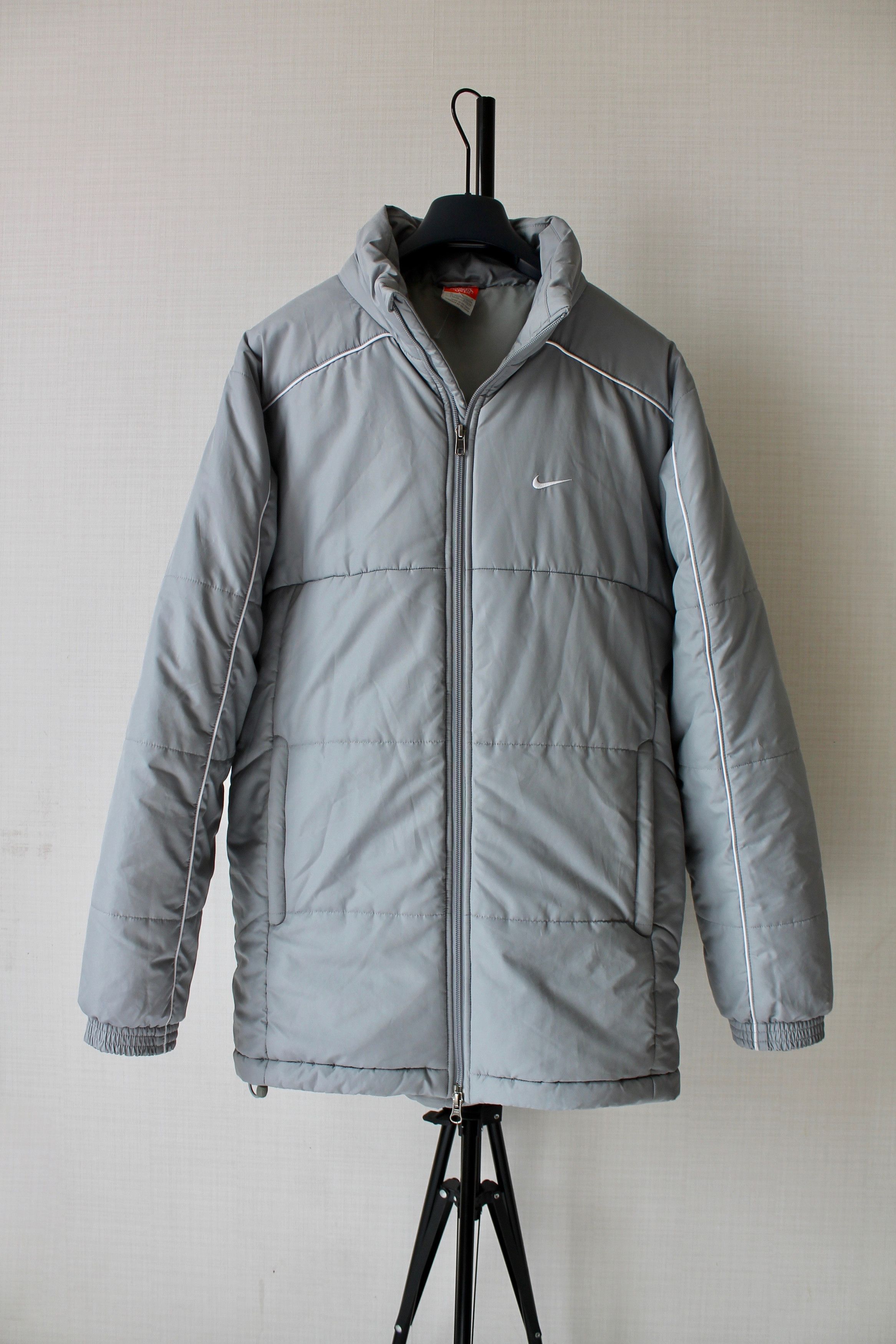 Nike VINTAGE Nike Padded Gray Jacket Athletic Dept. Size US M / EU 48-50 / 2 - 1 Thumbnail