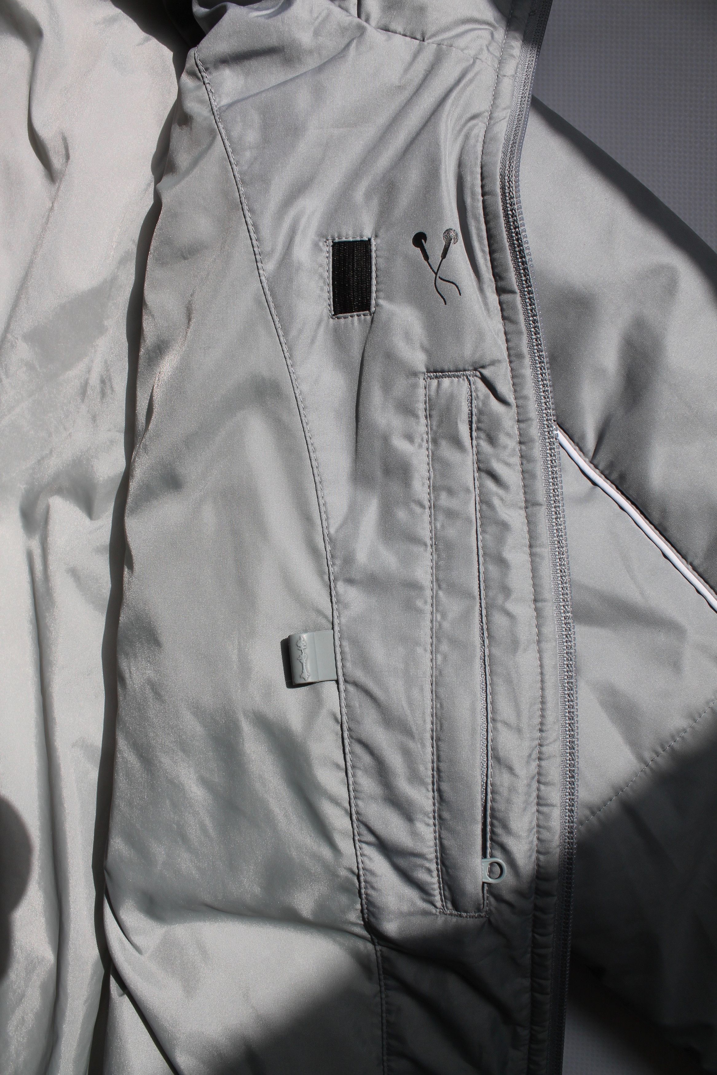 Nike VINTAGE Nike Padded Gray Jacket Athletic Dept. Size US M / EU 48-50 / 2 - 13 Thumbnail