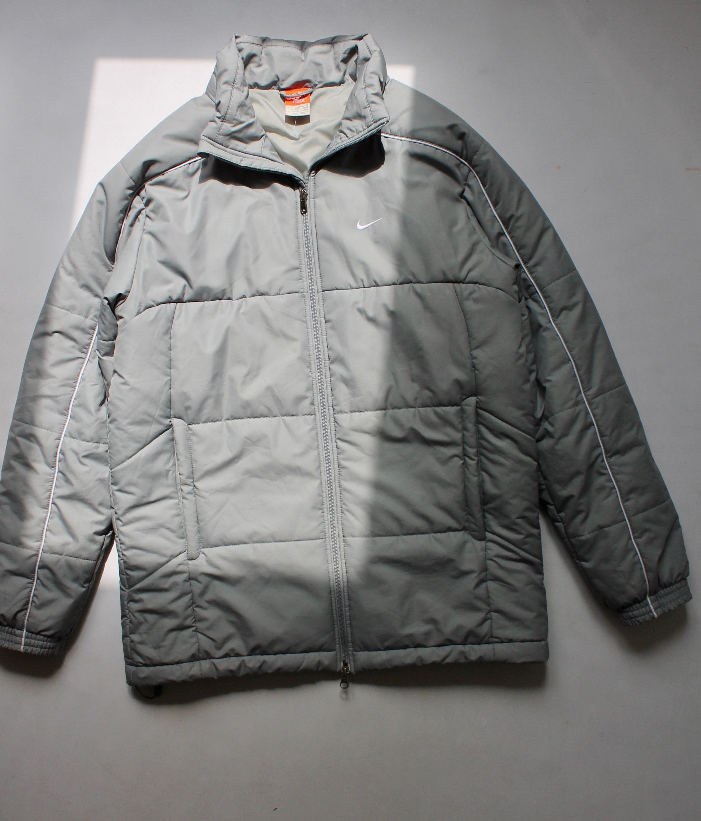 Nike VINTAGE Nike Padded Gray Jacket Athletic Dept. Size US M / EU 48-50 / 2 - 9 Thumbnail