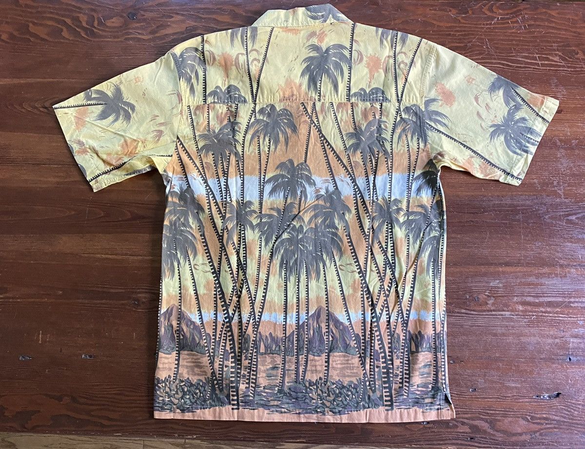Vintage Vintage 90’s No Boundaries Hawaiian Style Button Up Size US M / EU 48-50 / 2 - 12 Thumbnail