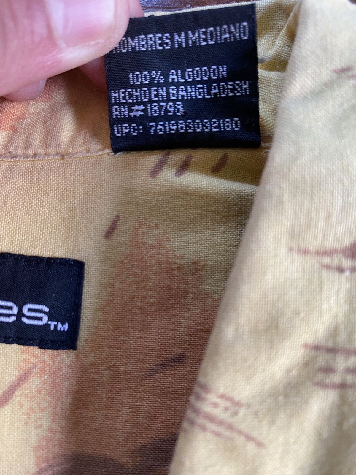 Vintage Vintage 90’s No Boundaries Hawaiian Style Button Up Size US M / EU 48-50 / 2 - 11 Thumbnail