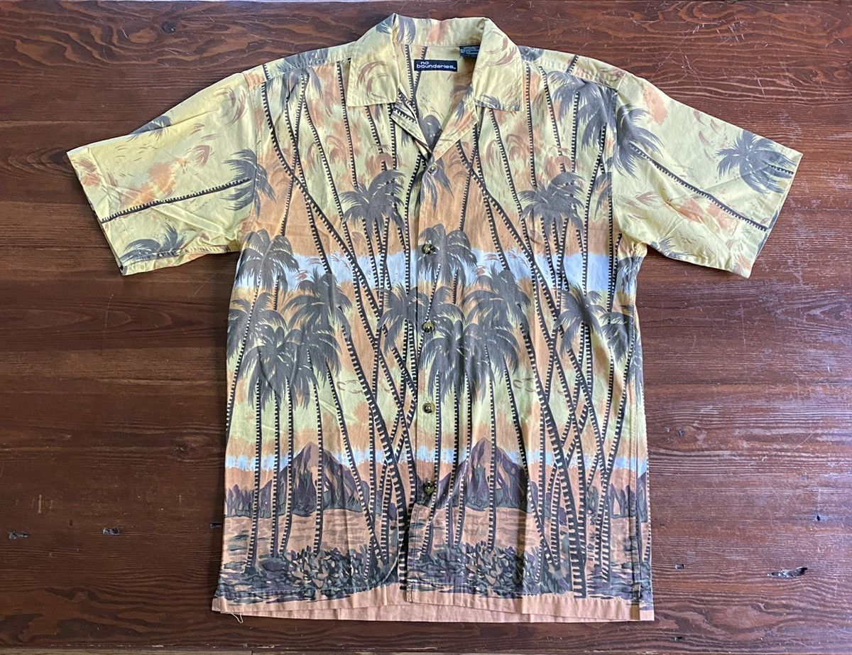 Vintage Vintage 90’s No Boundaries Hawaiian Style Button Up Size US M / EU 48-50 / 2 - 2 Thumbnail