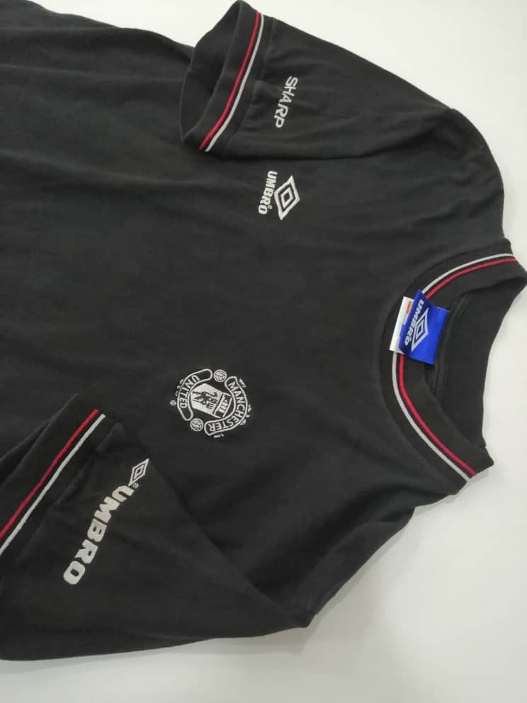 Umbro × Vintage Vintage Umbro x Manchester United T-shirt Size US M / EU 48-50 / 2 - 2 Thumbnail
