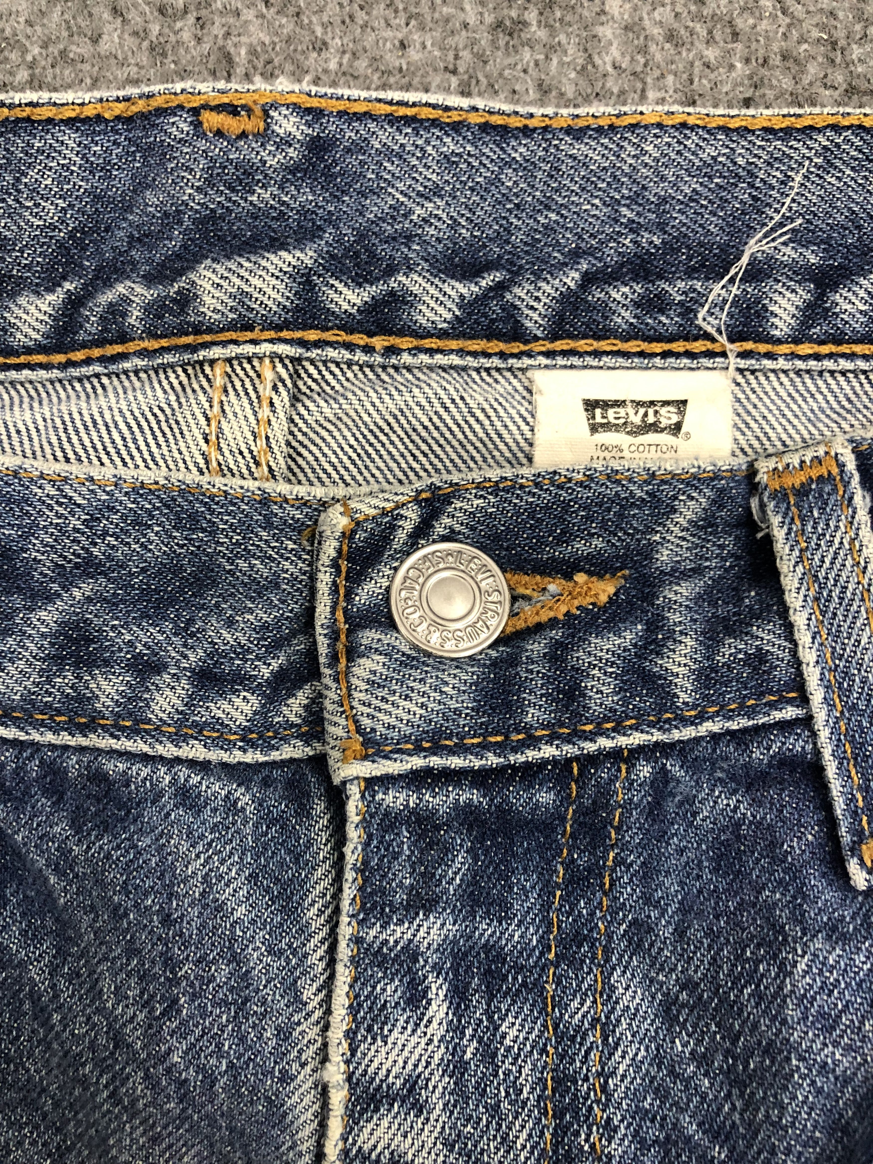 Levi's × Vintage Vintage 90s Levis 550 Faded Blue Jeans Size US 34 / EU 50 - 9 Thumbnail