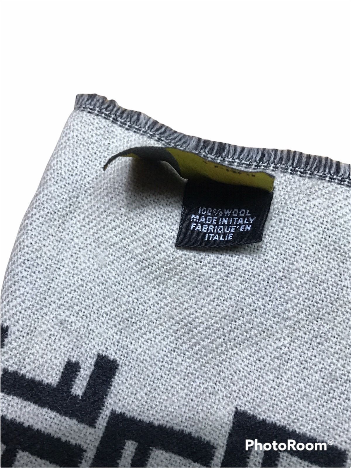Fendi × Other AUTHENTIC FENDI SCARFS Size ONE SIZE - 6 Thumbnail
