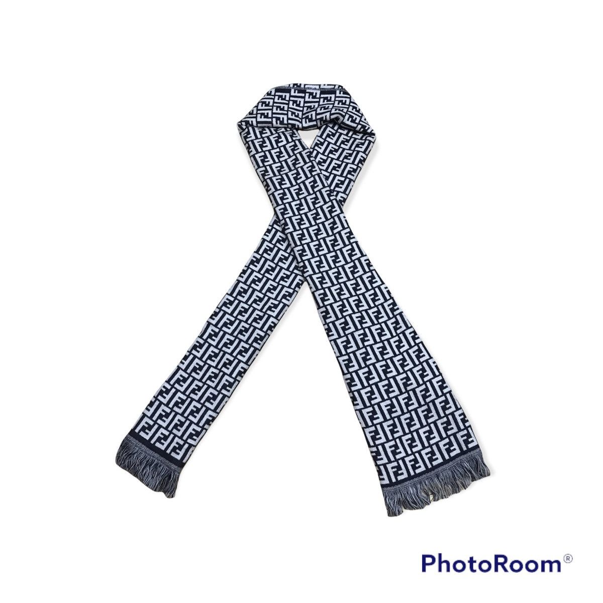 Fendi × Other AUTHENTIC FENDI SCARFS Size ONE SIZE - 1 Thumbnail