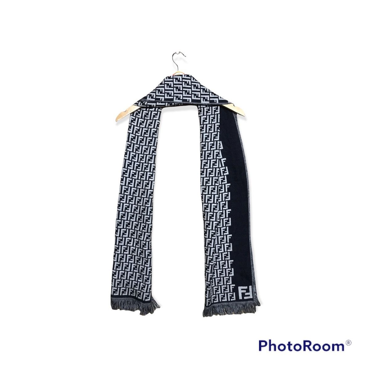 Fendi × Other AUTHENTIC FENDI SCARFS Size ONE SIZE - 2 Thumbnail