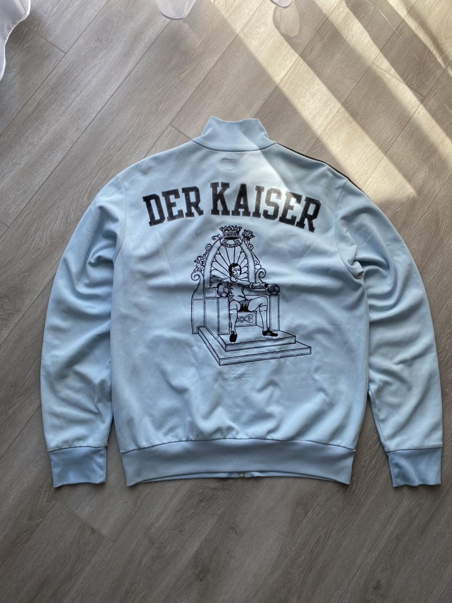 Adidas t shirt der kaiser deals