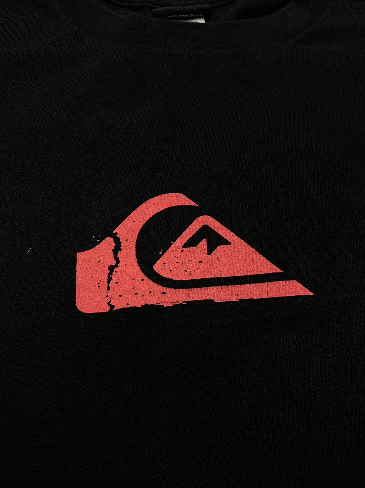 Quiksilver Vintage Quiksilver Black Longsleeve Center Logo Surf Style Size US XL / EU 56 / 4 - 4 Thumbnail