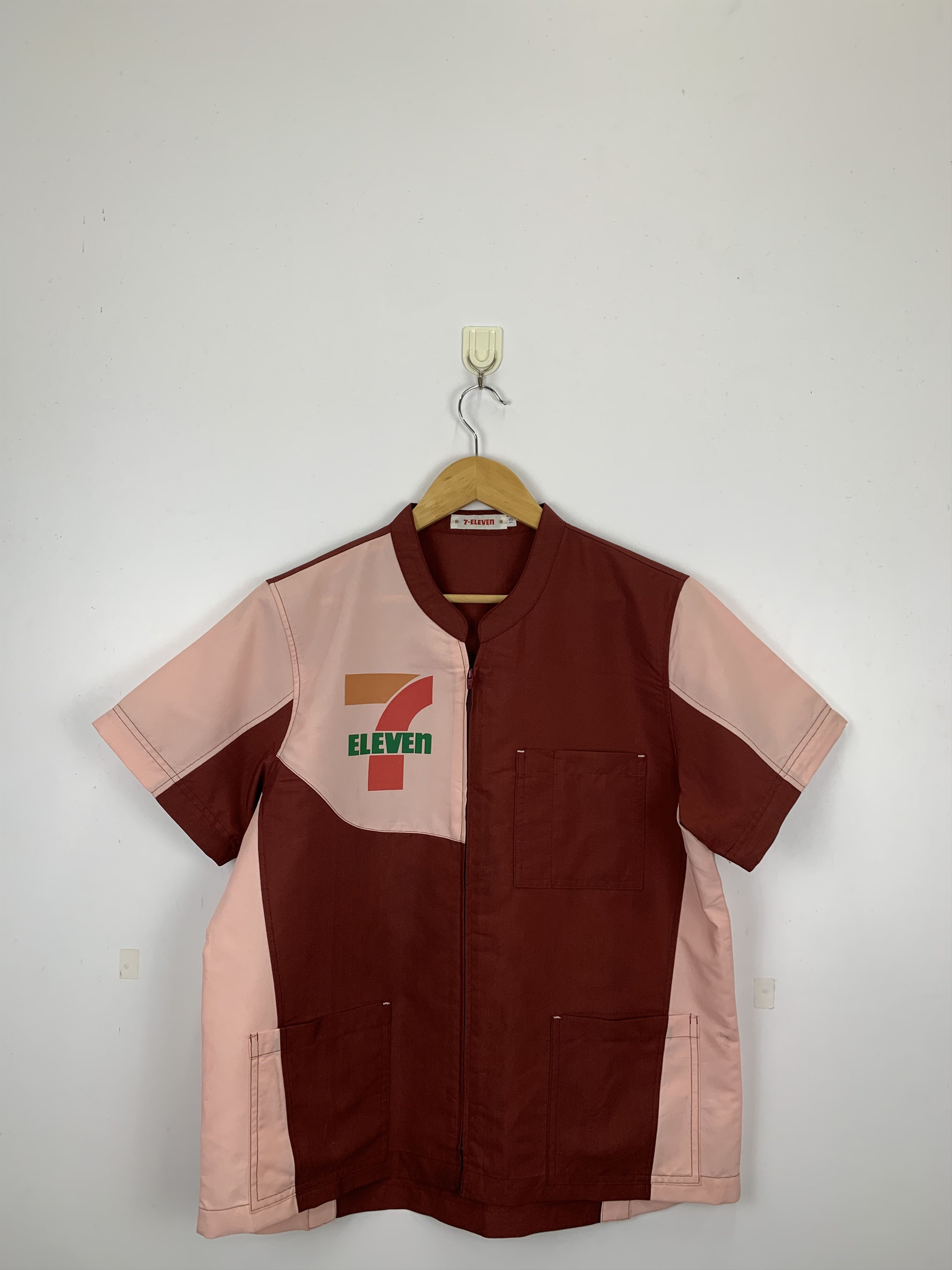 image of Vintage 7 Eleven Two Tone Color Workwear in Red, Men's (Size Large)