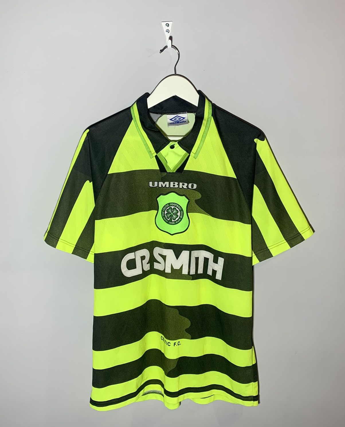 Umbro × Vintage Celtic Umbro Vintage 1996/97 Away Y2k Football Shirt Size US L / EU 52-54 / 3 - 1 Thumbnail