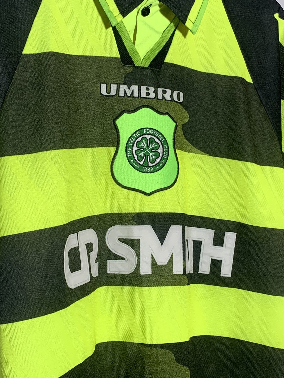 Umbro × Vintage Celtic Umbro Vintage 1996/97 Away Y2k Football Shirt Size US L / EU 52-54 / 3 - 3 Thumbnail