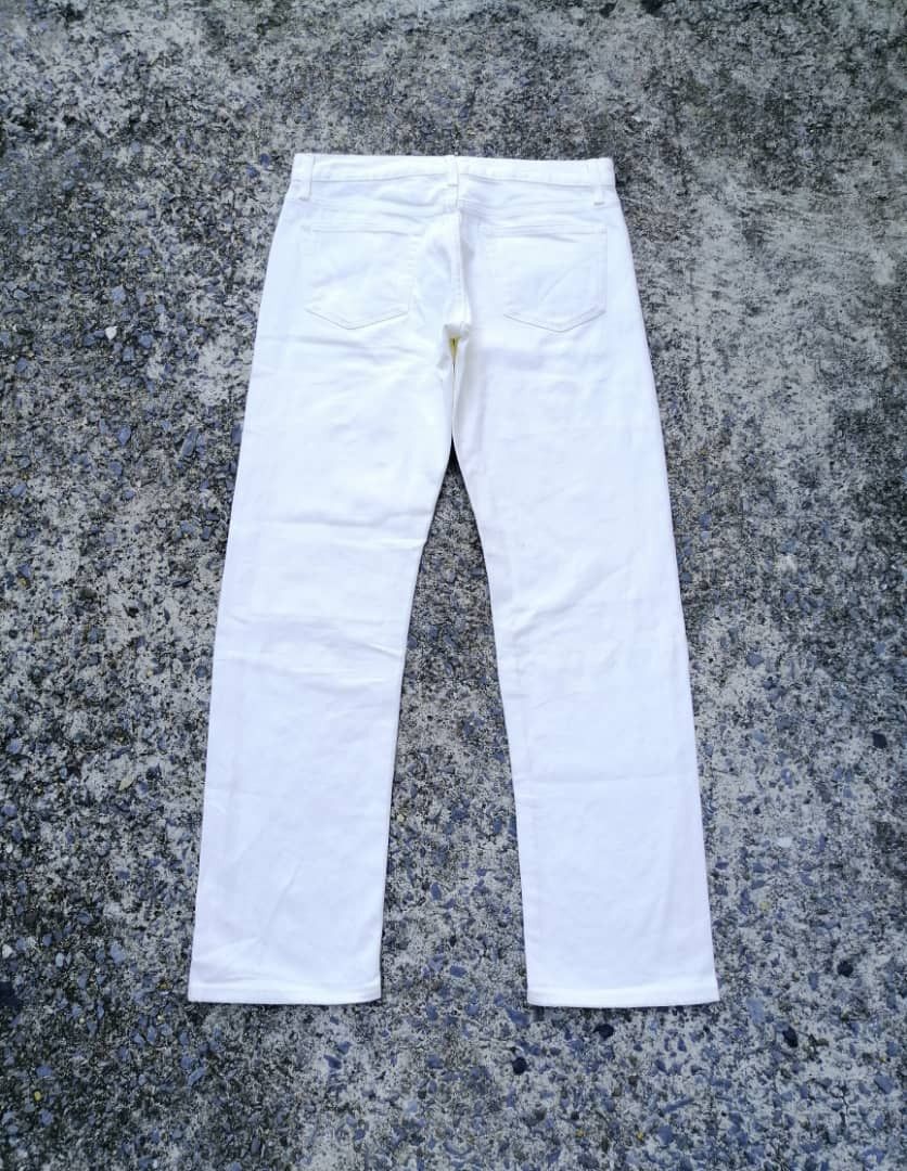 Uniqlo Uniqlo Distressed White Denim Size US 31 - 6 Thumbnail