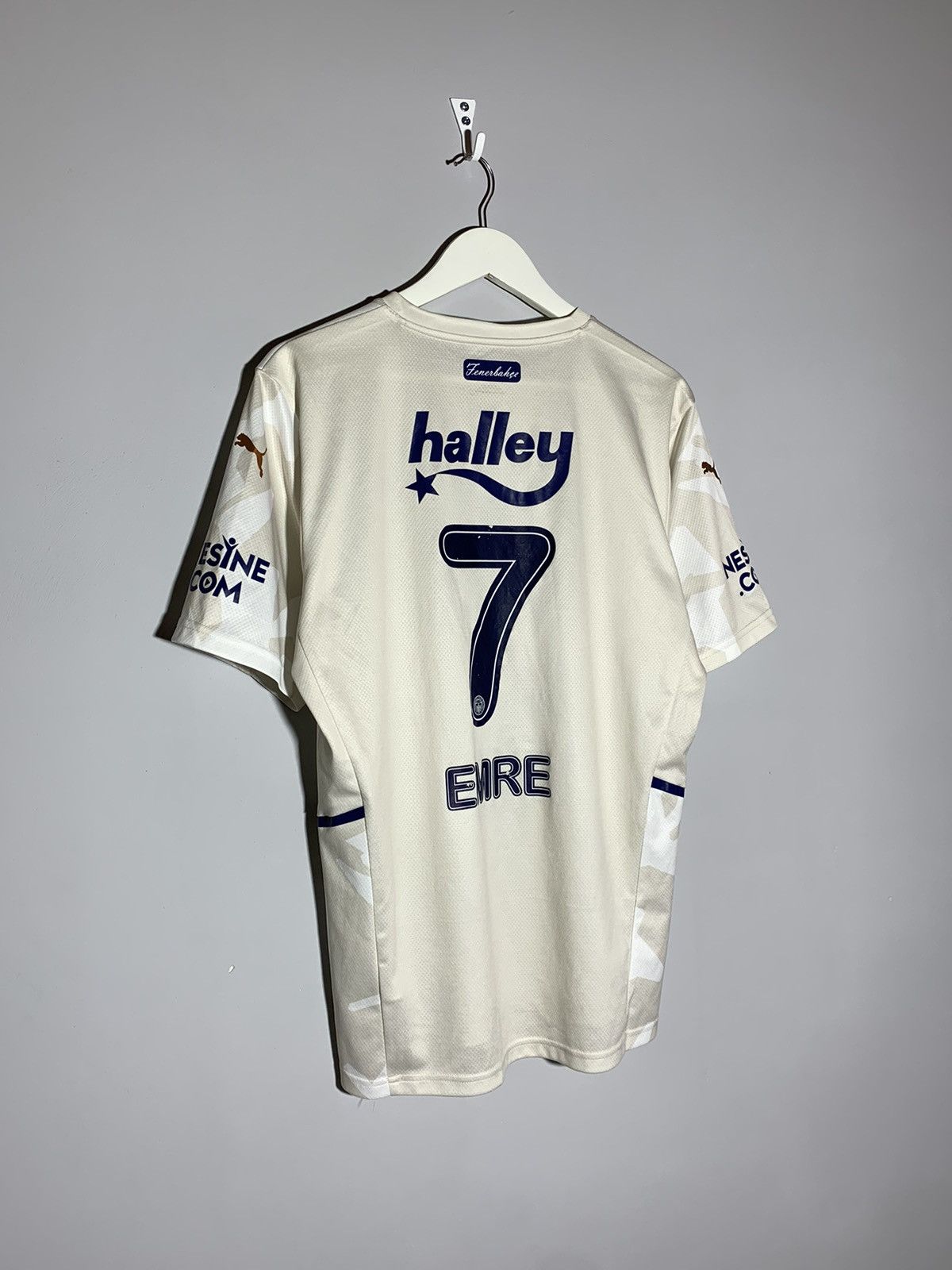 Puma #7 Emre Fenerbahce Puma 2021/22 Away Football Shirt Size US L / EU 52-54 / 3 - 8 Thumbnail