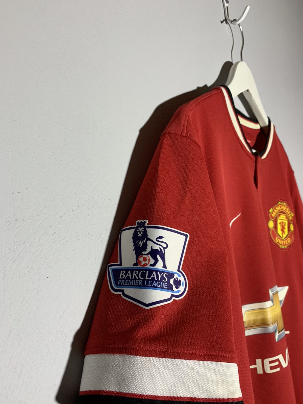 Nike #8 Juan Mata Manchester United 2014/15 Football Shirt Size US M / EU 48-50 / 2 - 9 Thumbnail