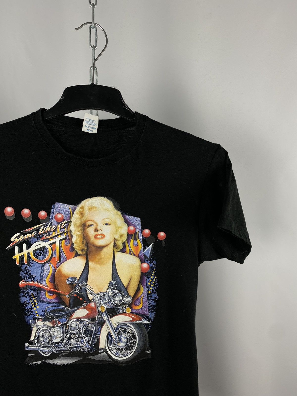 Vintage HOT Marilyn Monroe band tee T-shirts big logo vintage size S Size US S / EU 44-46 / 1 - 2 Thumbnail