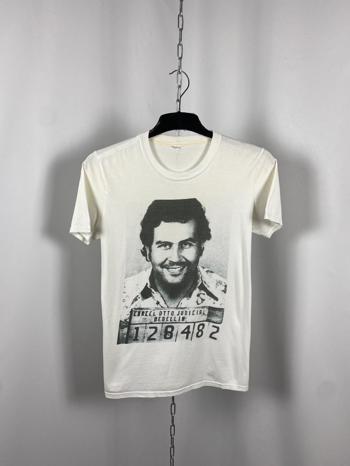 Band Tees Pablo Escobar T-shirts big logo streetwear size S Size US S / EU 44-46 / 1 - 1 Thumbnail