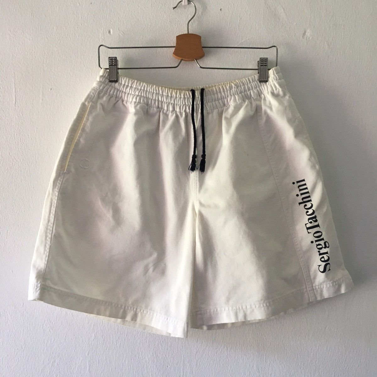 Sergio Tacchini vintage sergio tacchini short Size US 33 - 1 Thumbnail