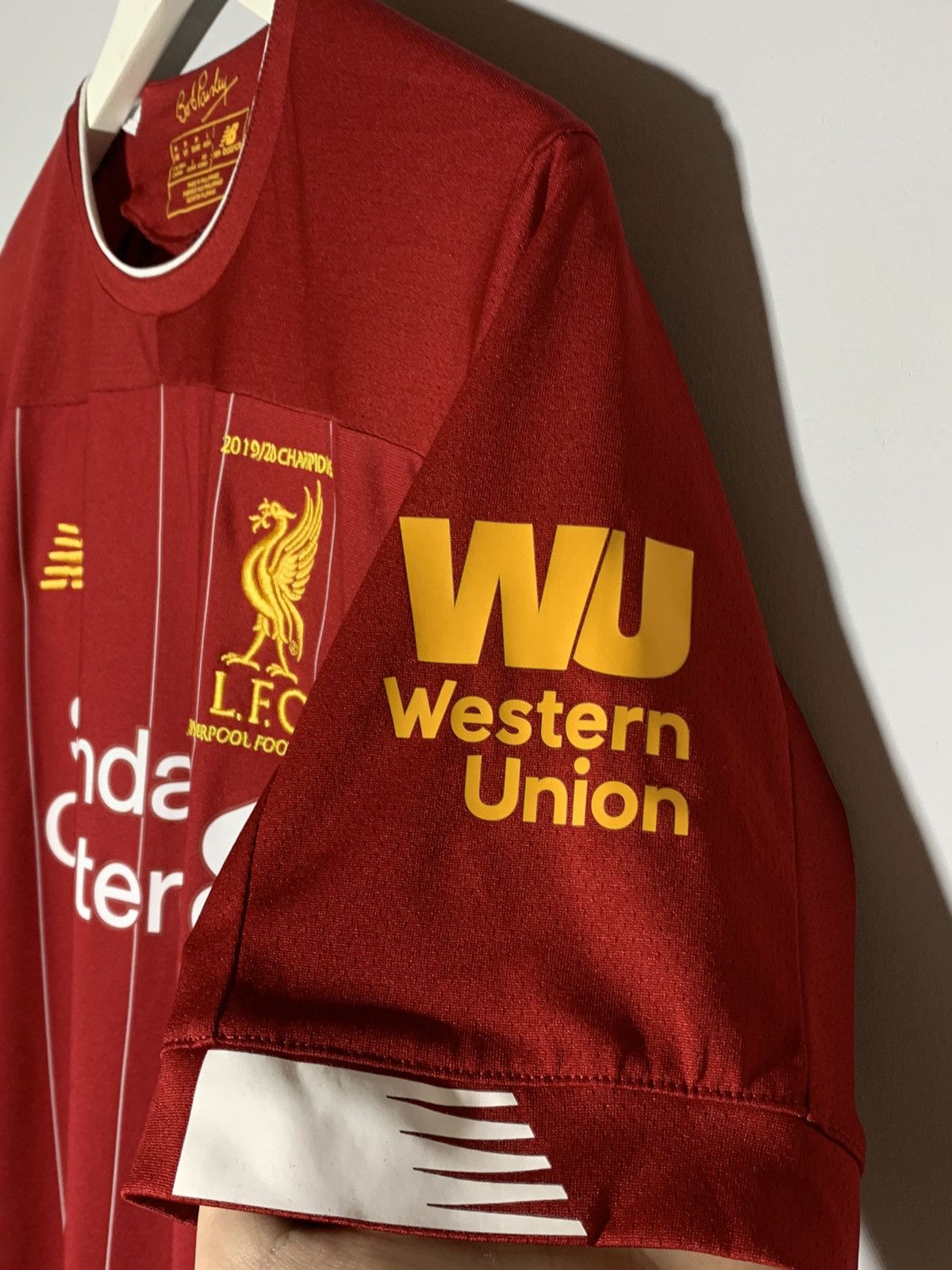 New Balance Liverpool New Balance 2019/20 Y2k Streetwear Football Shirt Size US M / EU 48-50 / 2 - 8 Thumbnail