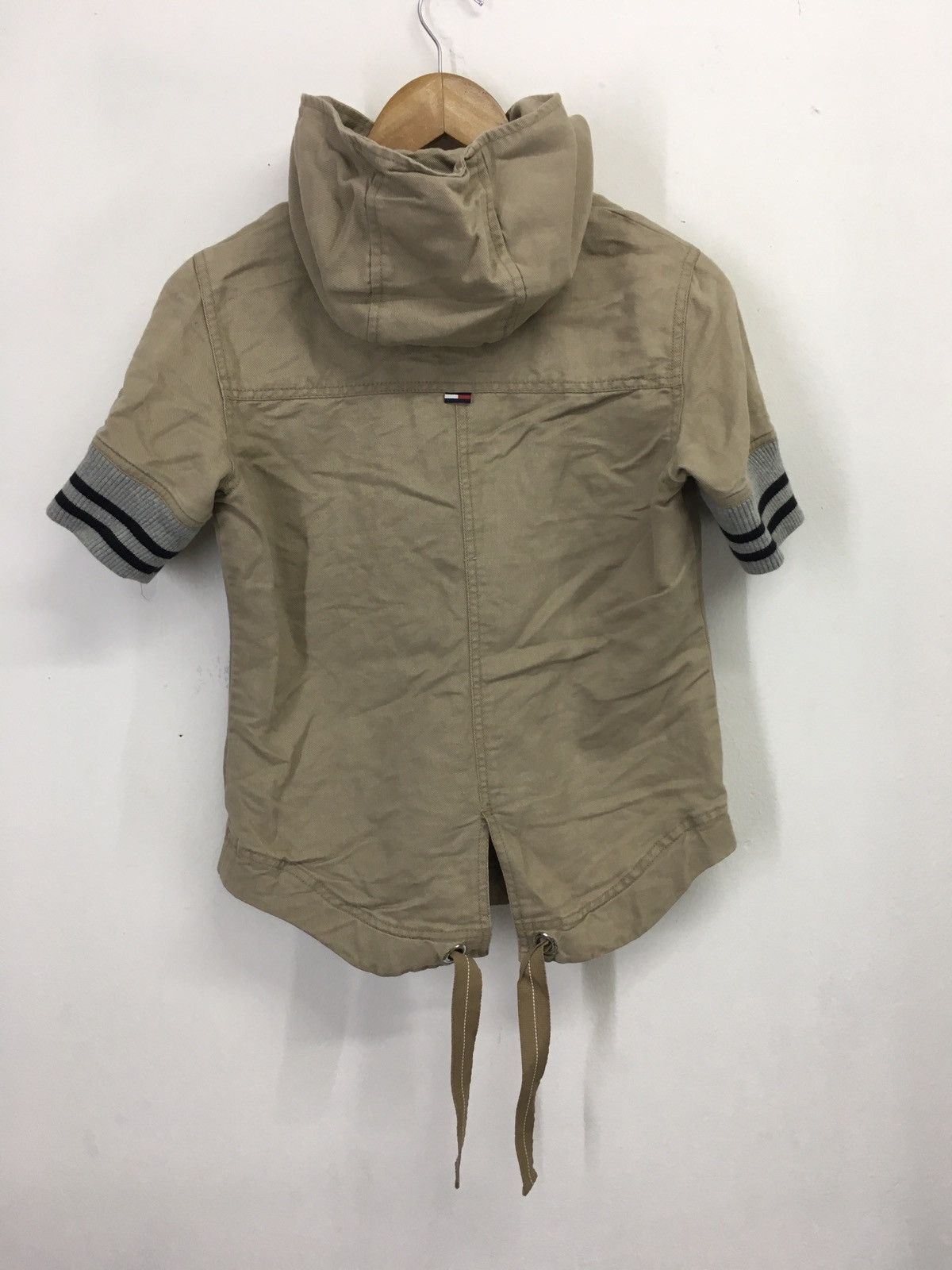 Tommy Hilfiger zipper short sleeve hoodie Size US S / EU 44-46 / 1 - 5 Thumbnail