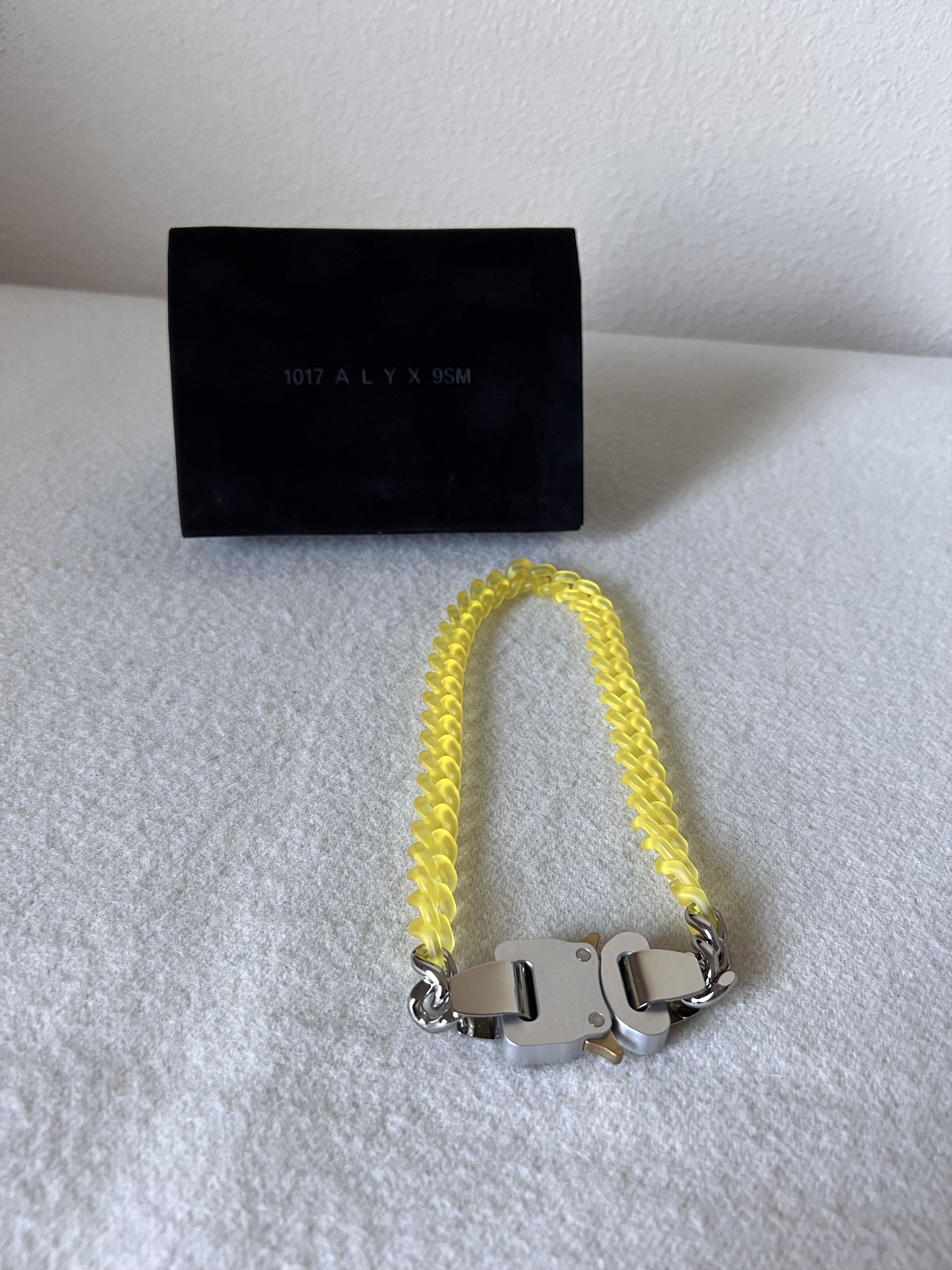 1017 ALYX 9SM 1017 Alyx 9SM Transparent Yellow Buckle Necklace Size ONE SIZE - 2 Thumbnail
