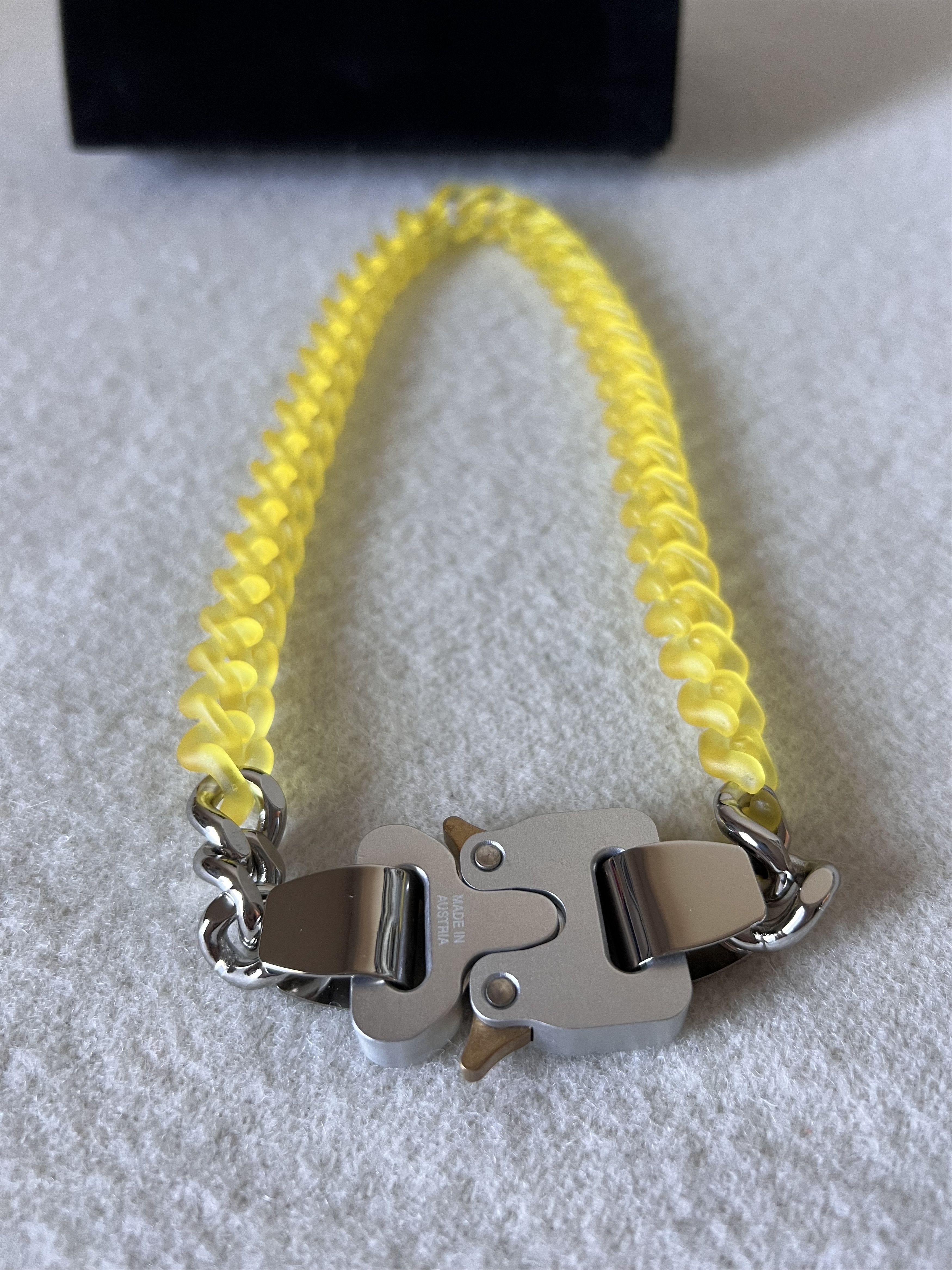 1017 ALYX 9SM 1017 Alyx 9SM Transparent Yellow Buckle Necklace Size ONE SIZE - 4 Thumbnail