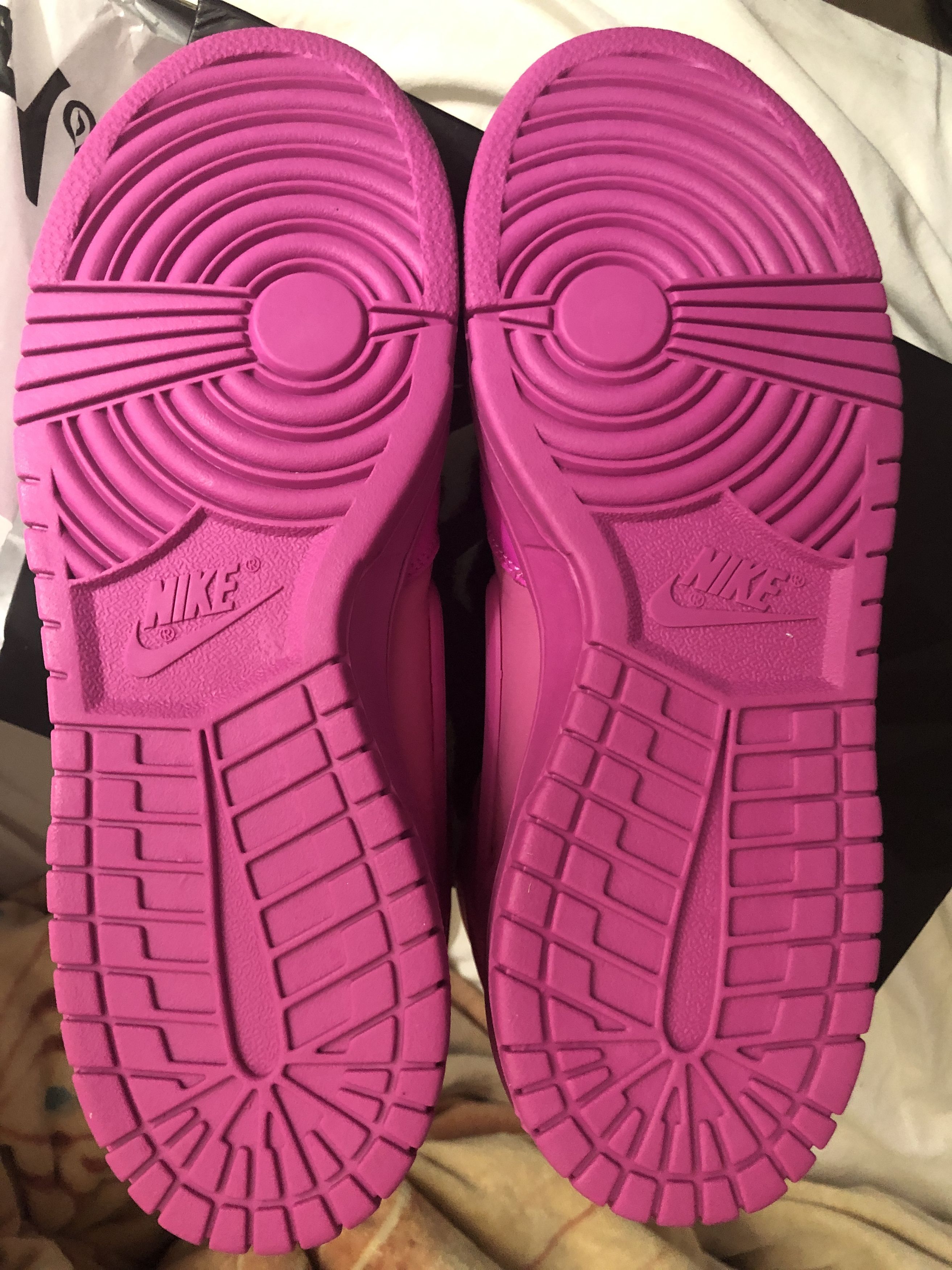 Ambush Design × Nike NEW Nike Dunk High X AMBUSH Cosmic Fuchsia US 8.5 Sneakers Size US 8.5 / EU 41-42 - 6 Thumbnail