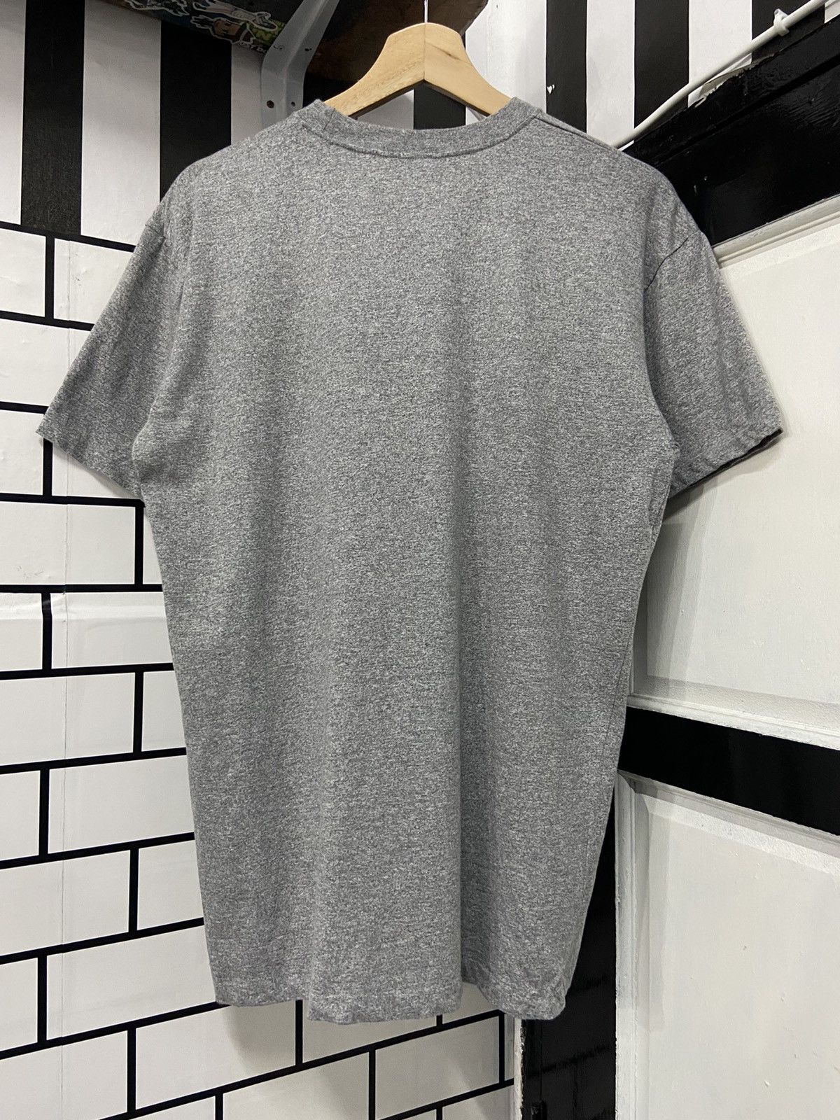 Vintage × Yves Saint Laurent Vintage Yves Saint Laurent YSL Chest Logo Tshirt Size US M / EU 48-50 / 2 - 7 Thumbnail