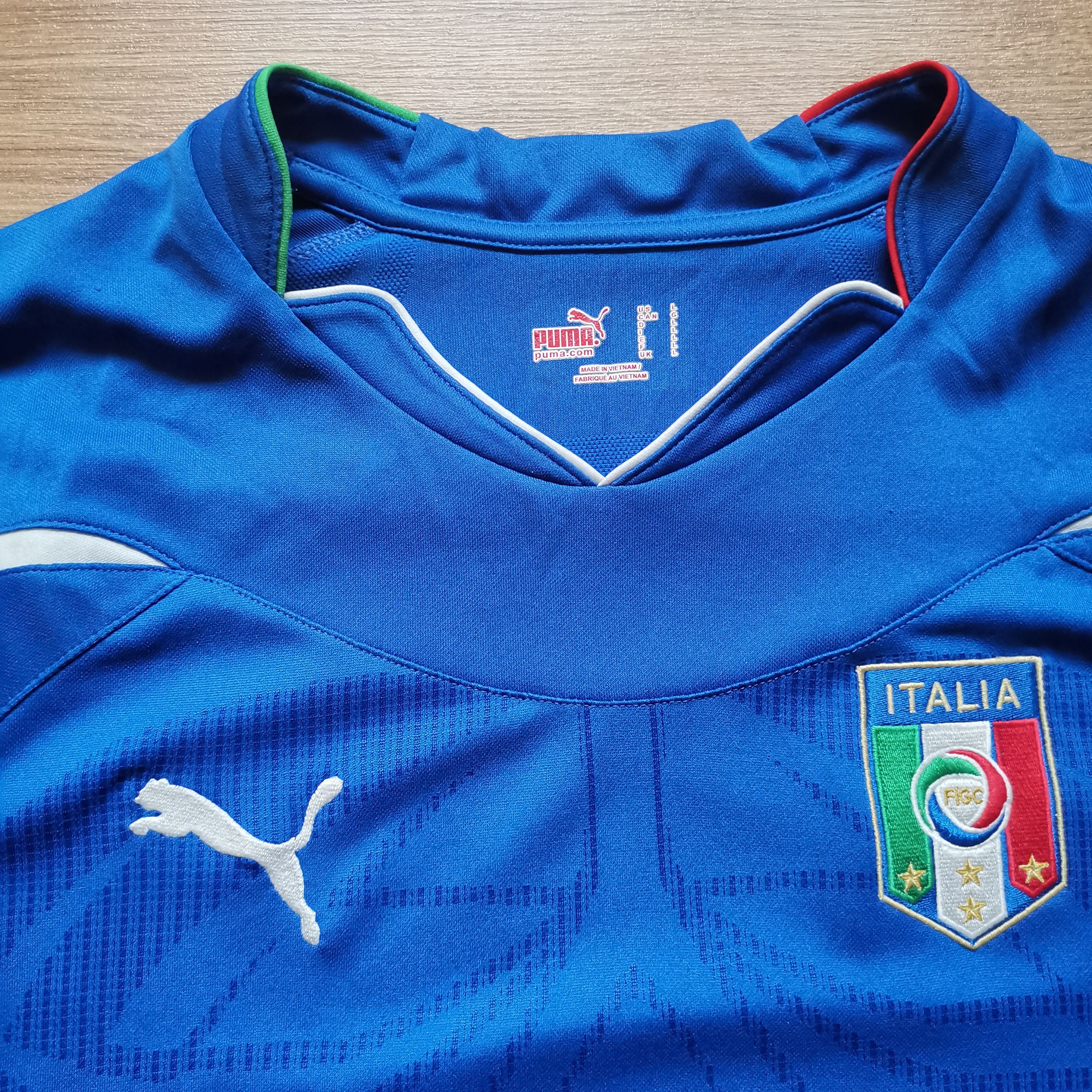 Puma Puma Italy 2010 2011 home jersey soccer football Size US L / EU 52-54 / 3 - 7 Thumbnail