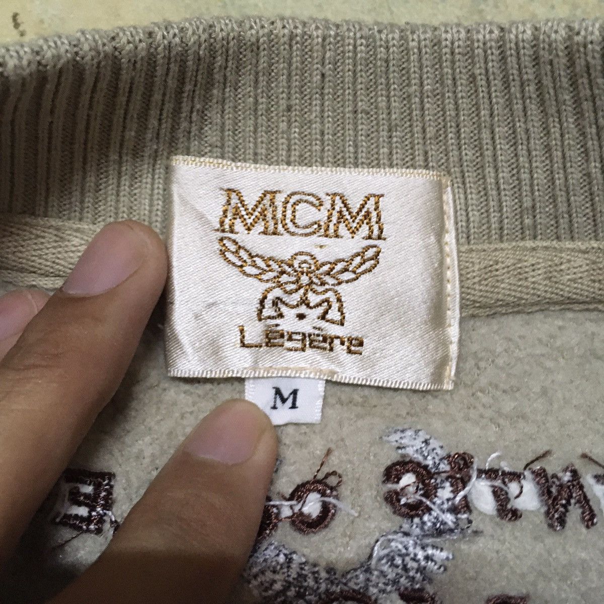 MCM Vintage MCM Big Logo Embroidered Crewneck Sweatshirt Size US M / EU 48-50 / 2 - 3 Thumbnail