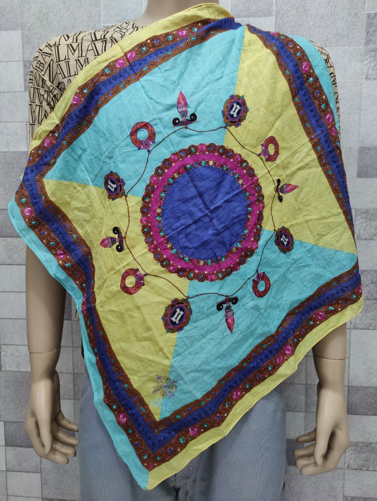 Versace GIANNI VERSACE Silk Bandana Mini Scarf Handky Size ONE SIZE - 1 Thumbnail