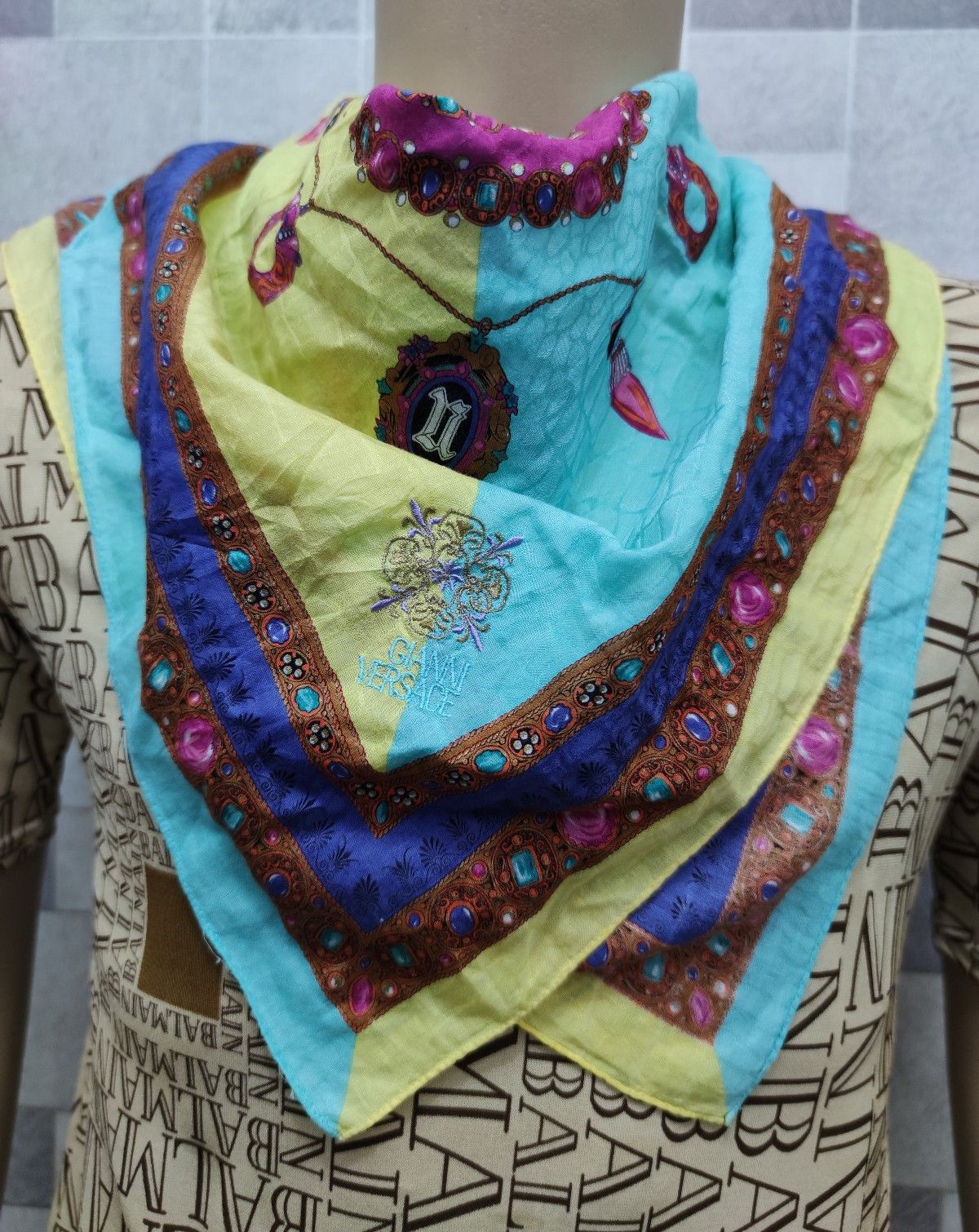 Versace GIANNI VERSACE Silk Bandana Mini Scarf Handky Size ONE SIZE - 3 Thumbnail