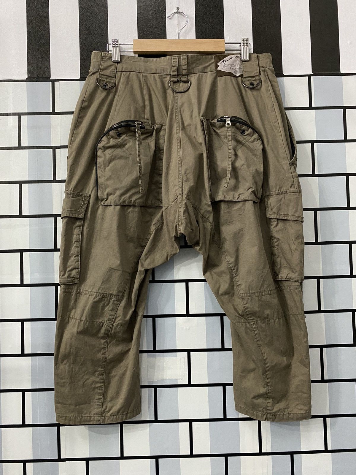 Japanese Brand × PPFM PPFM Japan Cargo 3quarter Parachute Multi Pocket Baggy Pants Size US 30 / EU 46 - 2 Thumbnail