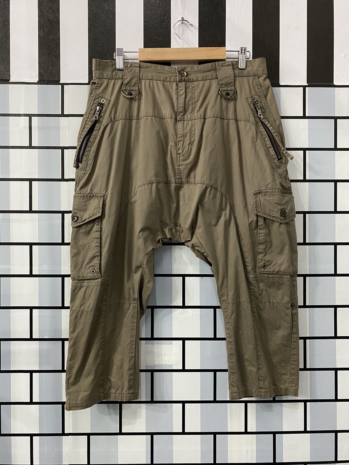 Japanese Brand × PPFM PPFM Japan Cargo 3quarter Parachute Multi Pocket Baggy Pants Size US 30 / EU 46 - 1 Thumbnail